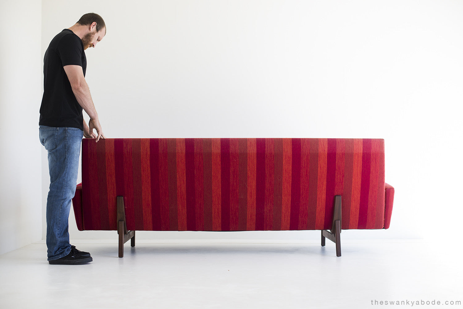 Jens Risom Sofa for Risom Inc. - 01181607