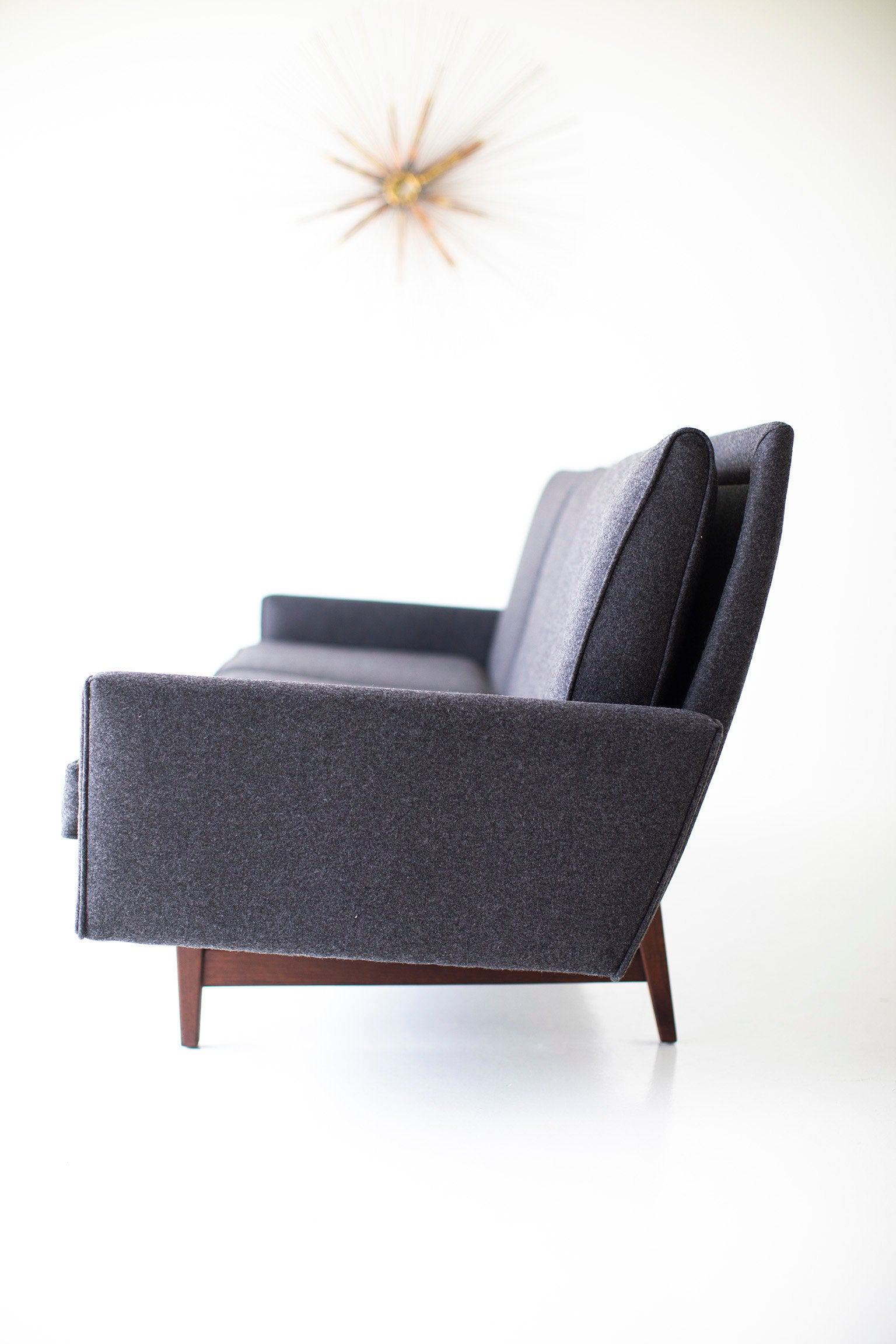 Jens Risom Sofa for Risom Design Inc. - 05211801