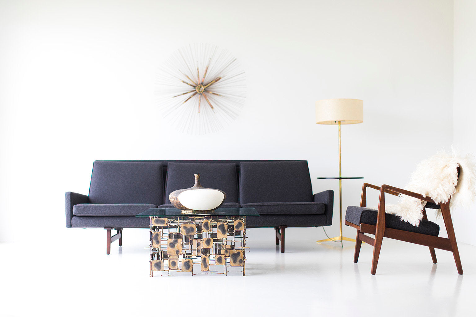 Jens Risom Sofa for Risom Design Inc. - 05211801