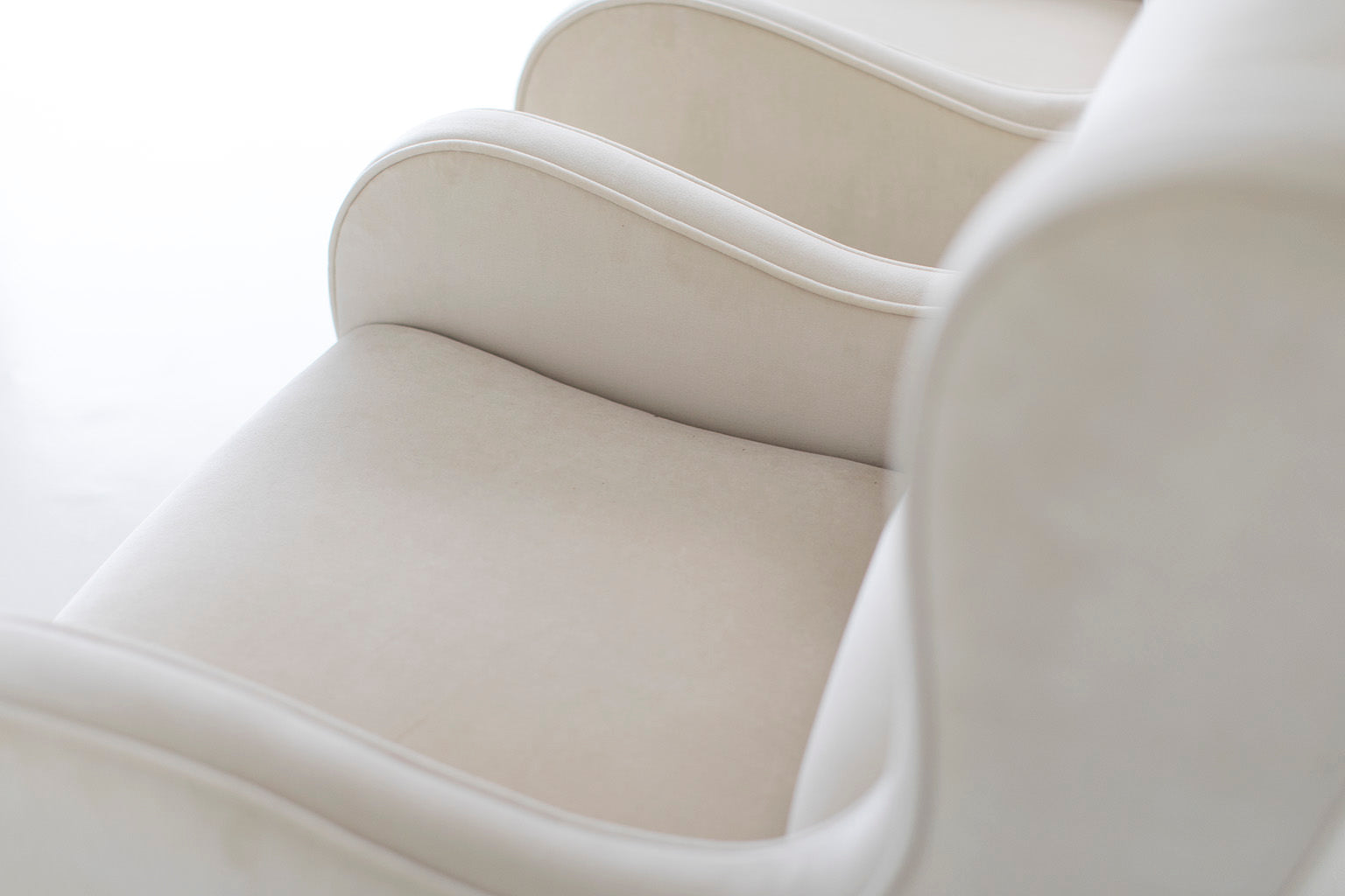 Mid Century Italian Lounge Chairs - 01091802