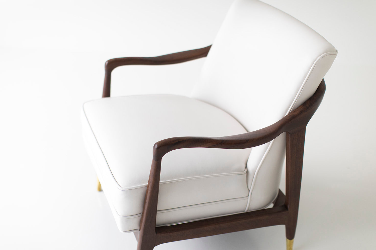Mid Century Leather Lounge Chair - 01091801