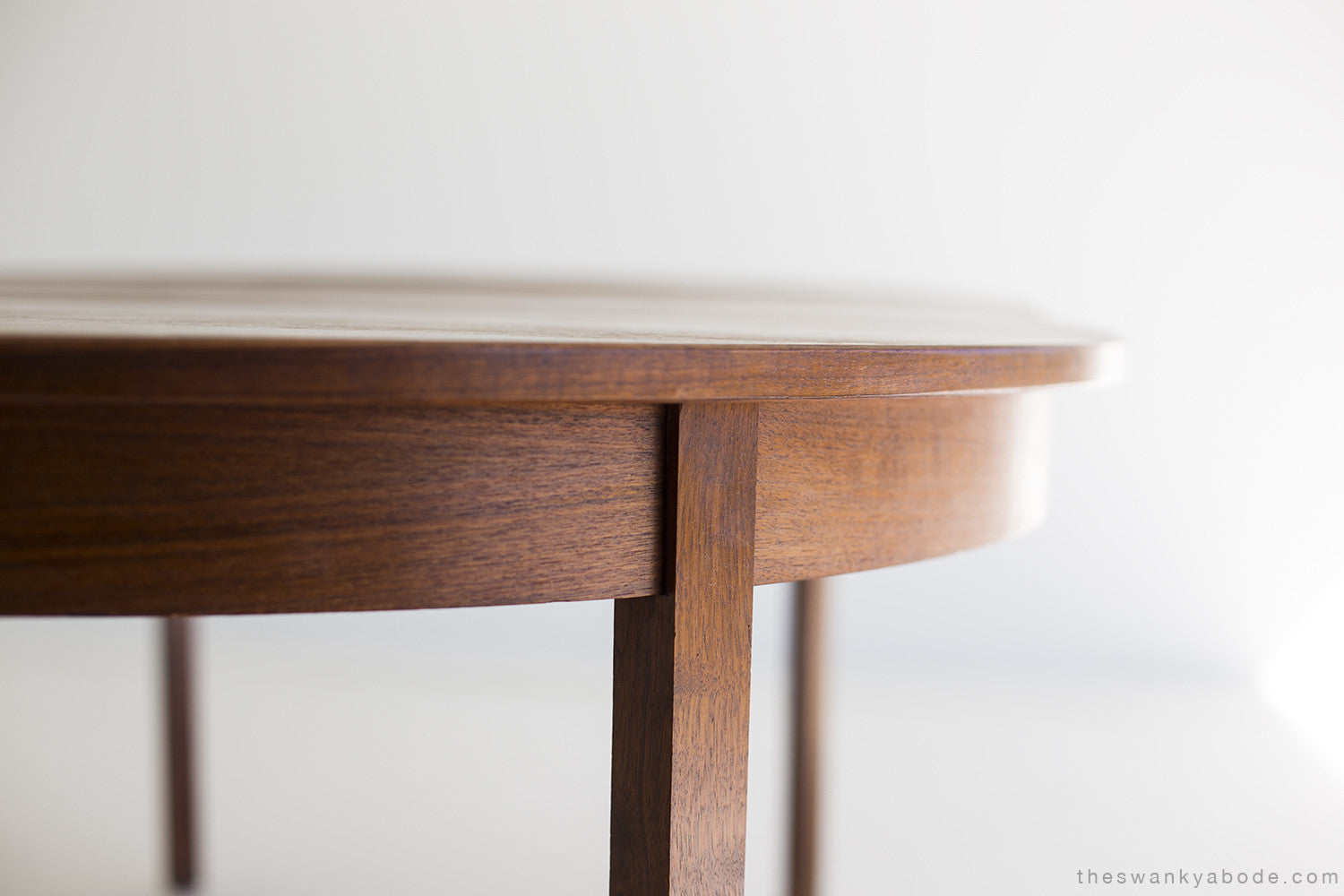 Mid Century Rosewood Dining Table - 01231604