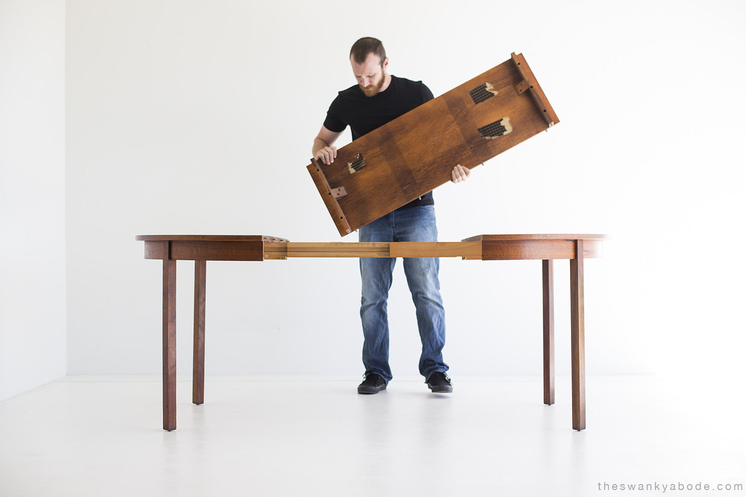 Mid Century Rosewood Dining Table - 01231604