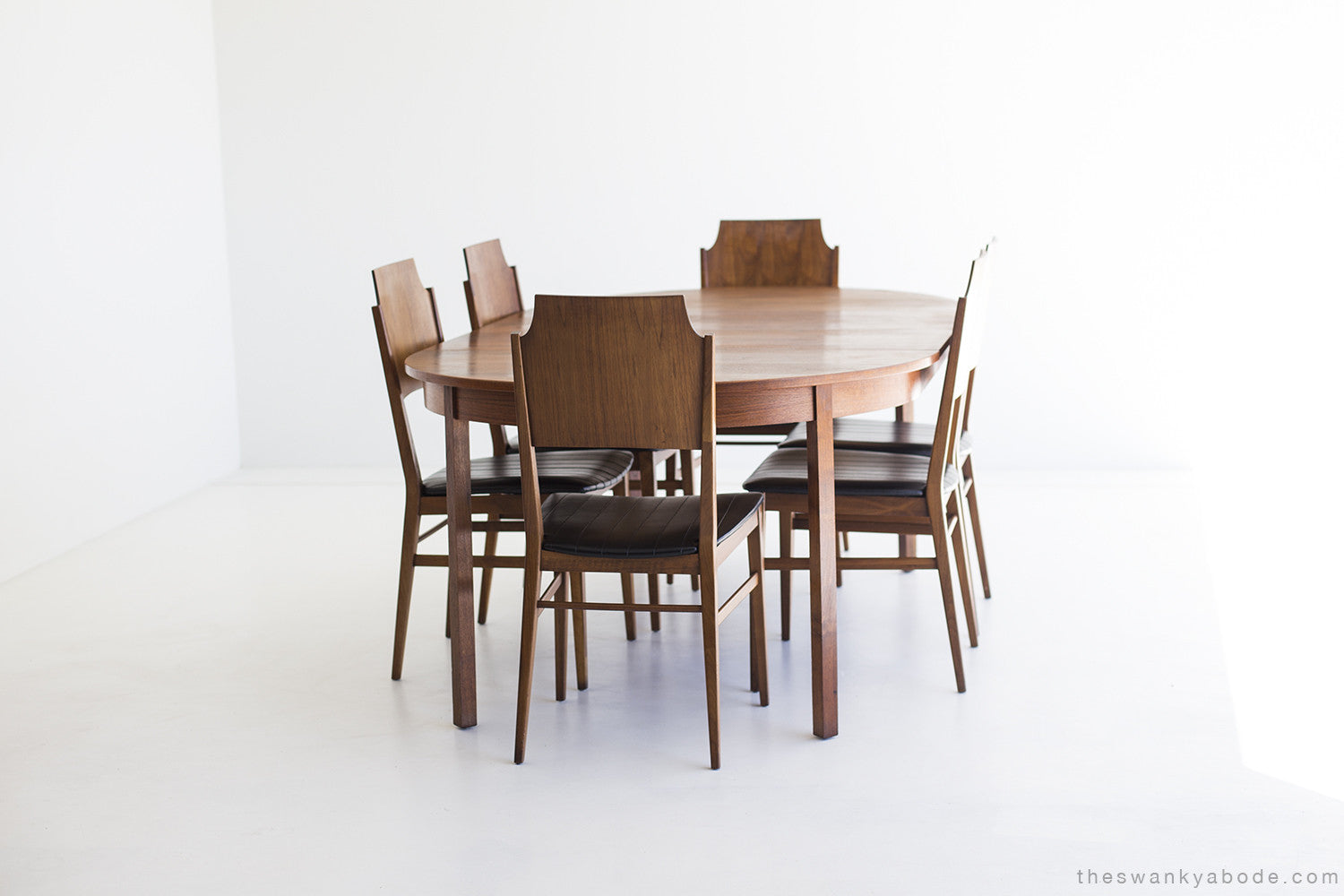 Mid Century Rosewood Dining Table - 01231604