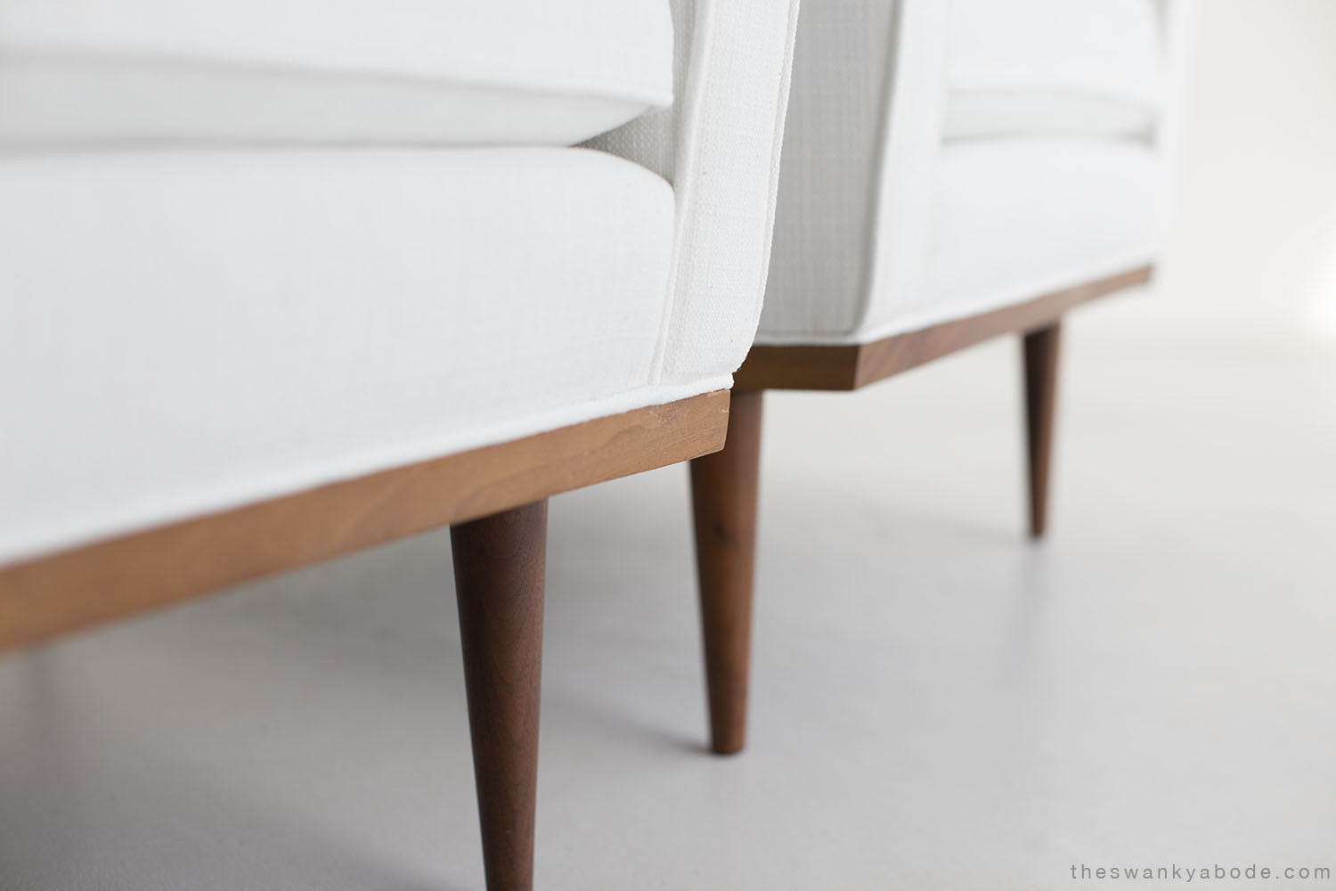 Milo Baughman Lounge Chairs for James Inc. - 01181607