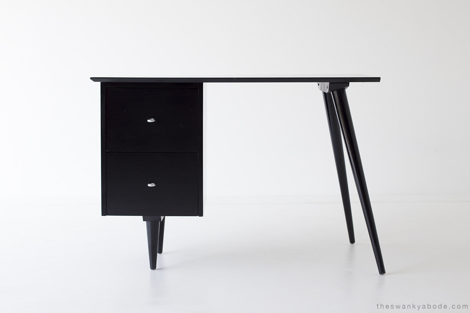 Paul McCobb Desk, Planner Group - 01191603