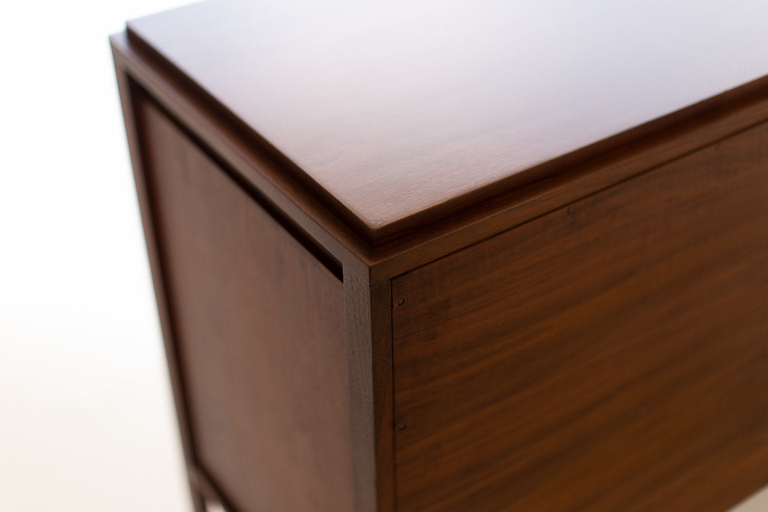 Paul McCobb Dresser for Widdicomb: Grand Rapids Collection - 07061801