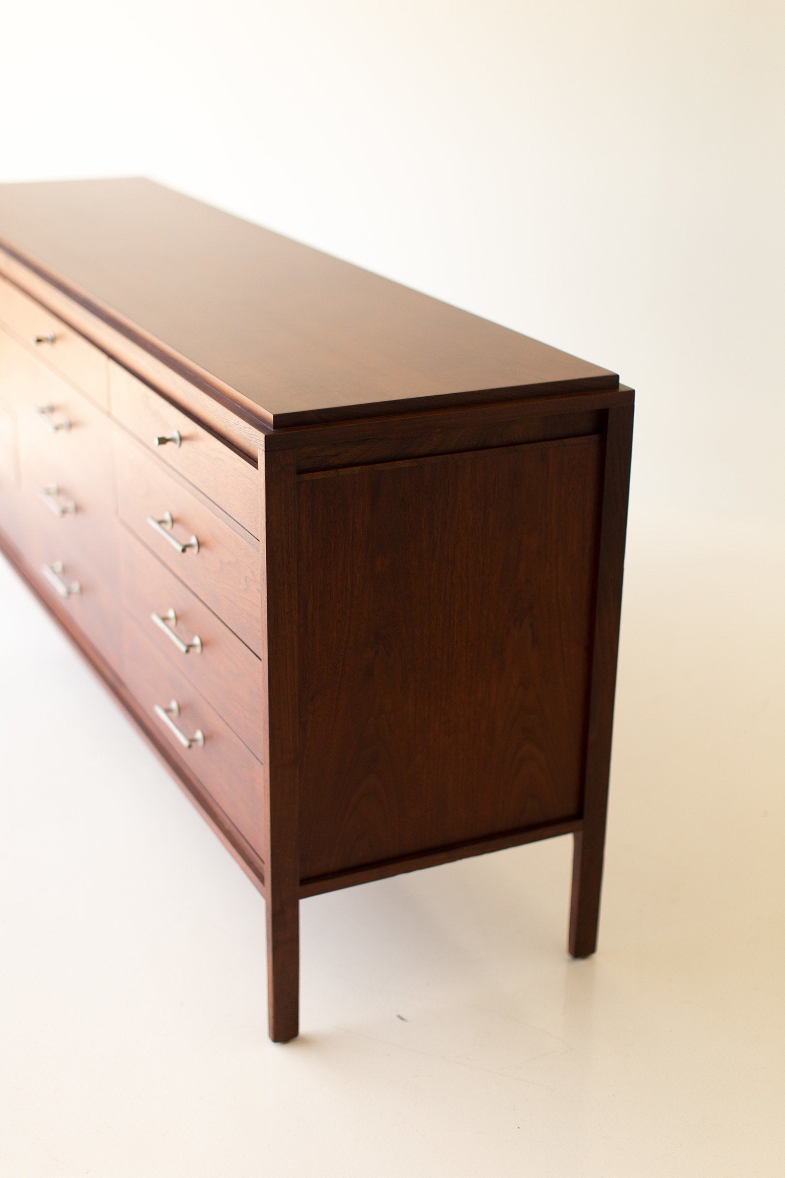 Paul McCobb Dresser for Widdicomb: Grand Rapids Collection - 07061801