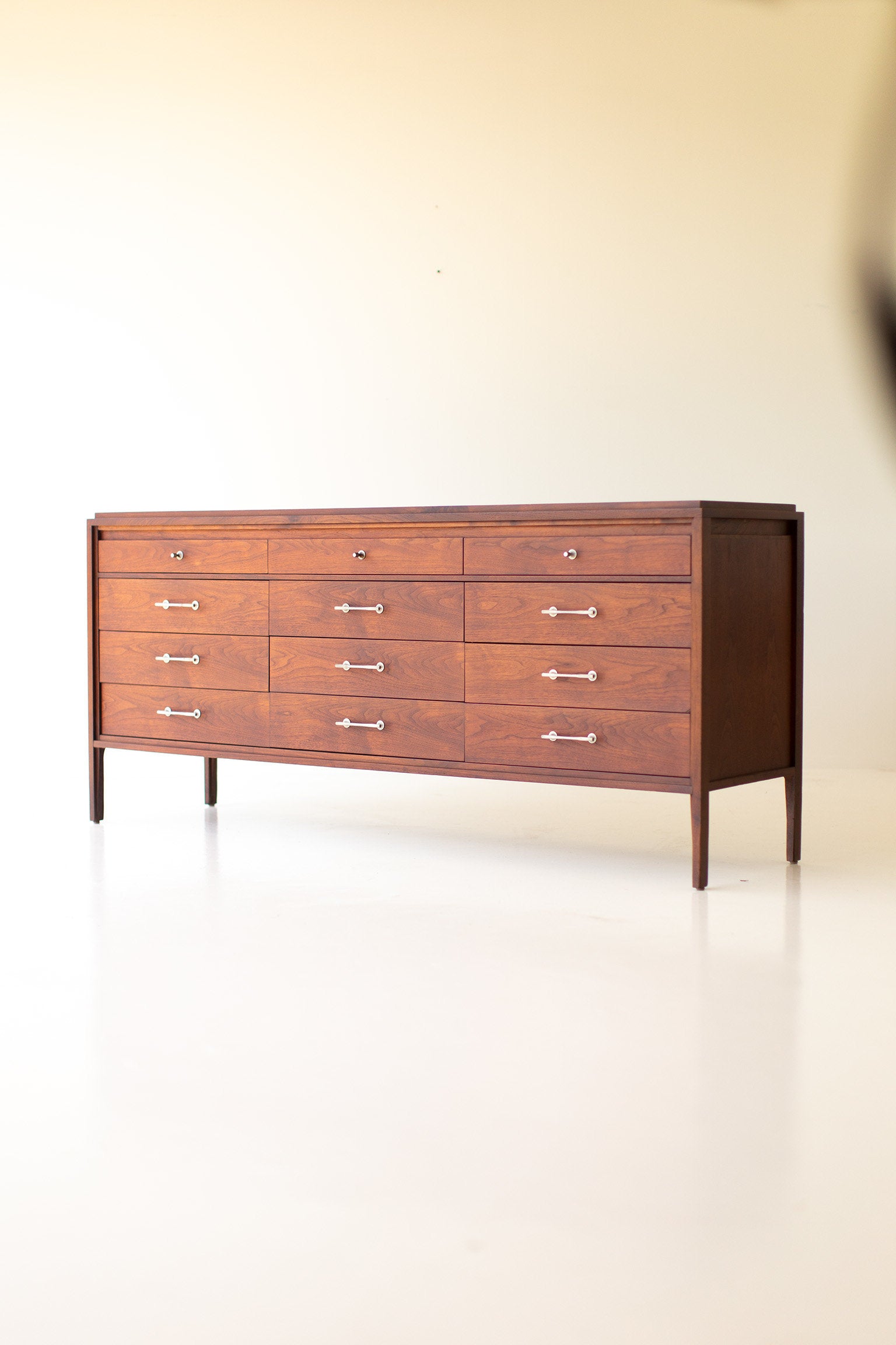 Paul McCobb Dresser for Widdicomb: Grand Rapids Collection - 07061801
