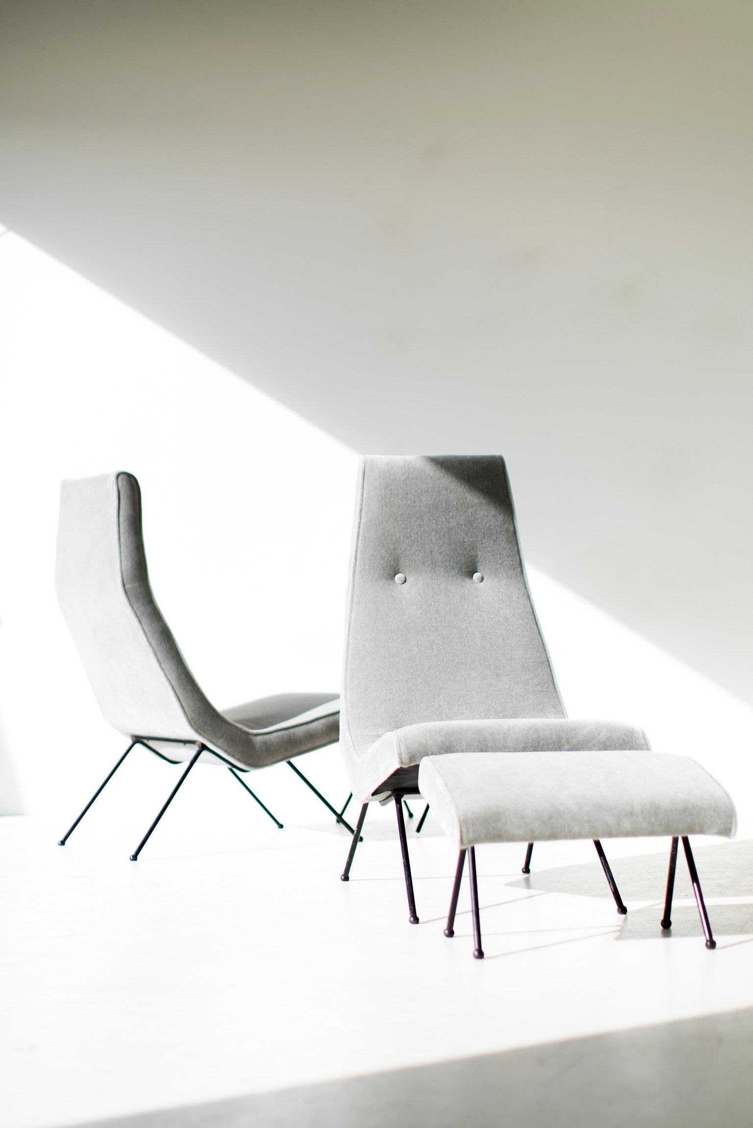 Rare Adrian Pearsall Lounge Chairs and Ottomans for Craft Associates - 10301701