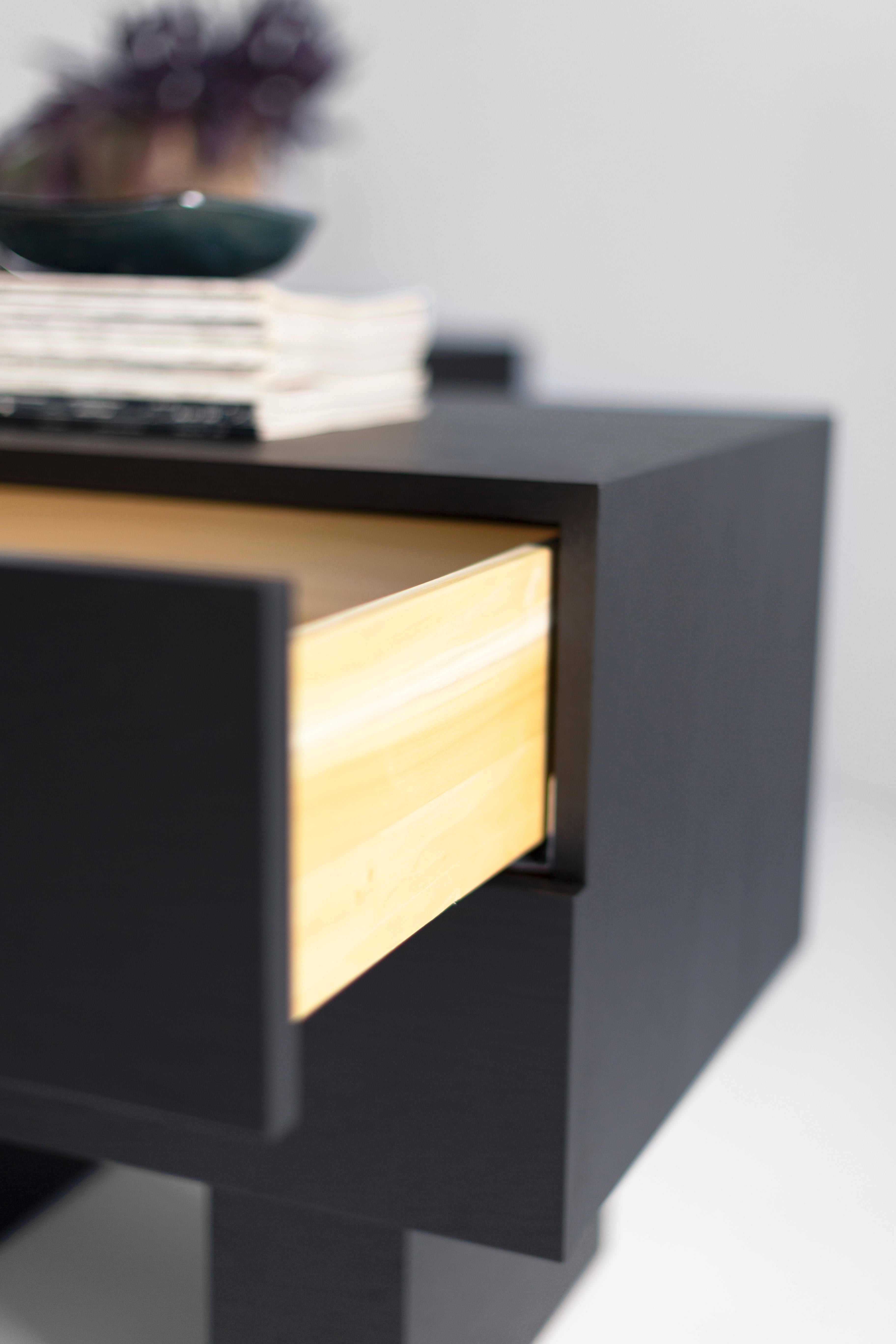 Big Black Suelo® Nightstand - 3626