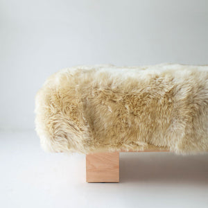 Big Fur Suelo Bench, image 02