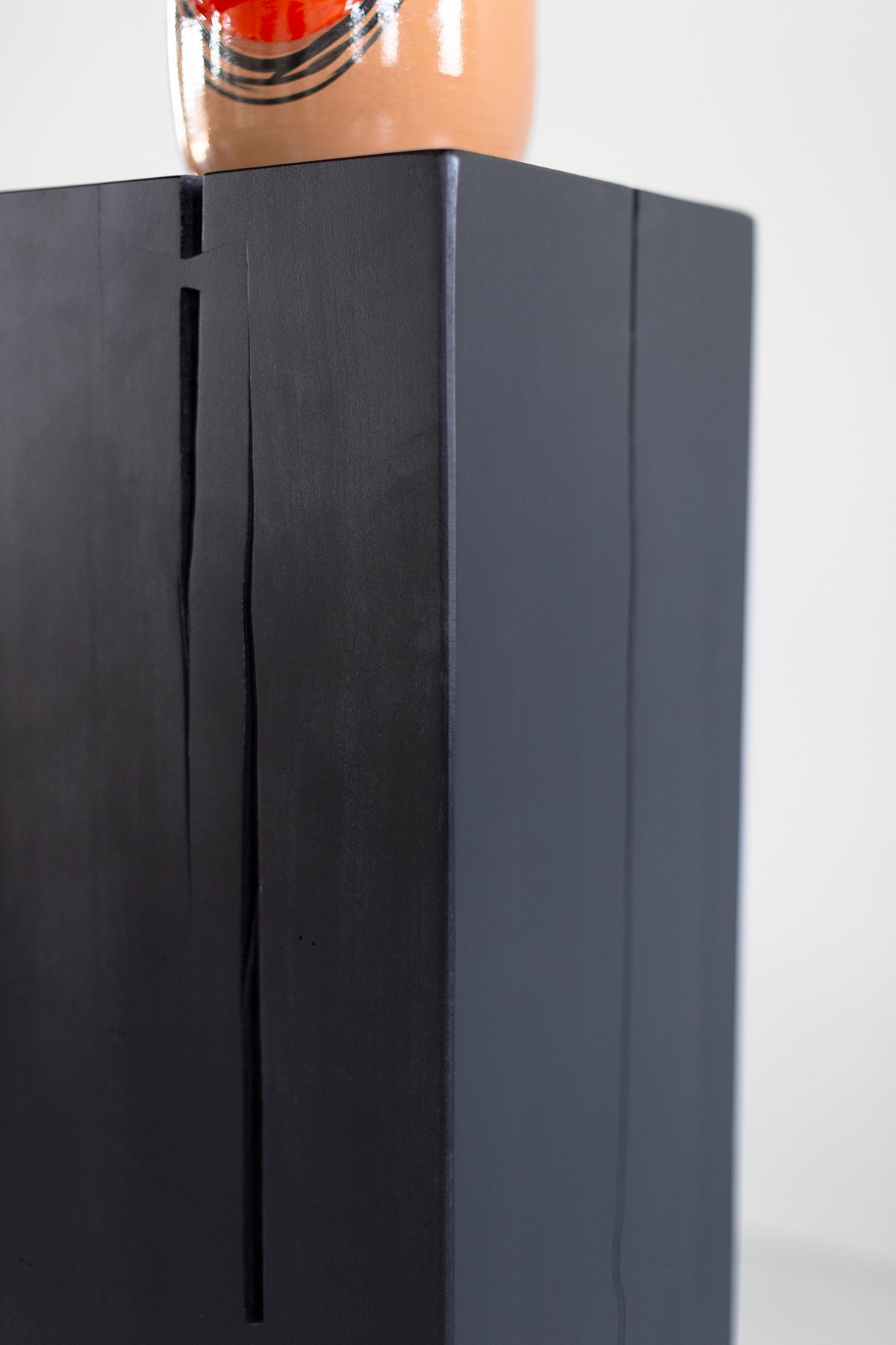 Black Art Plinth - 5726