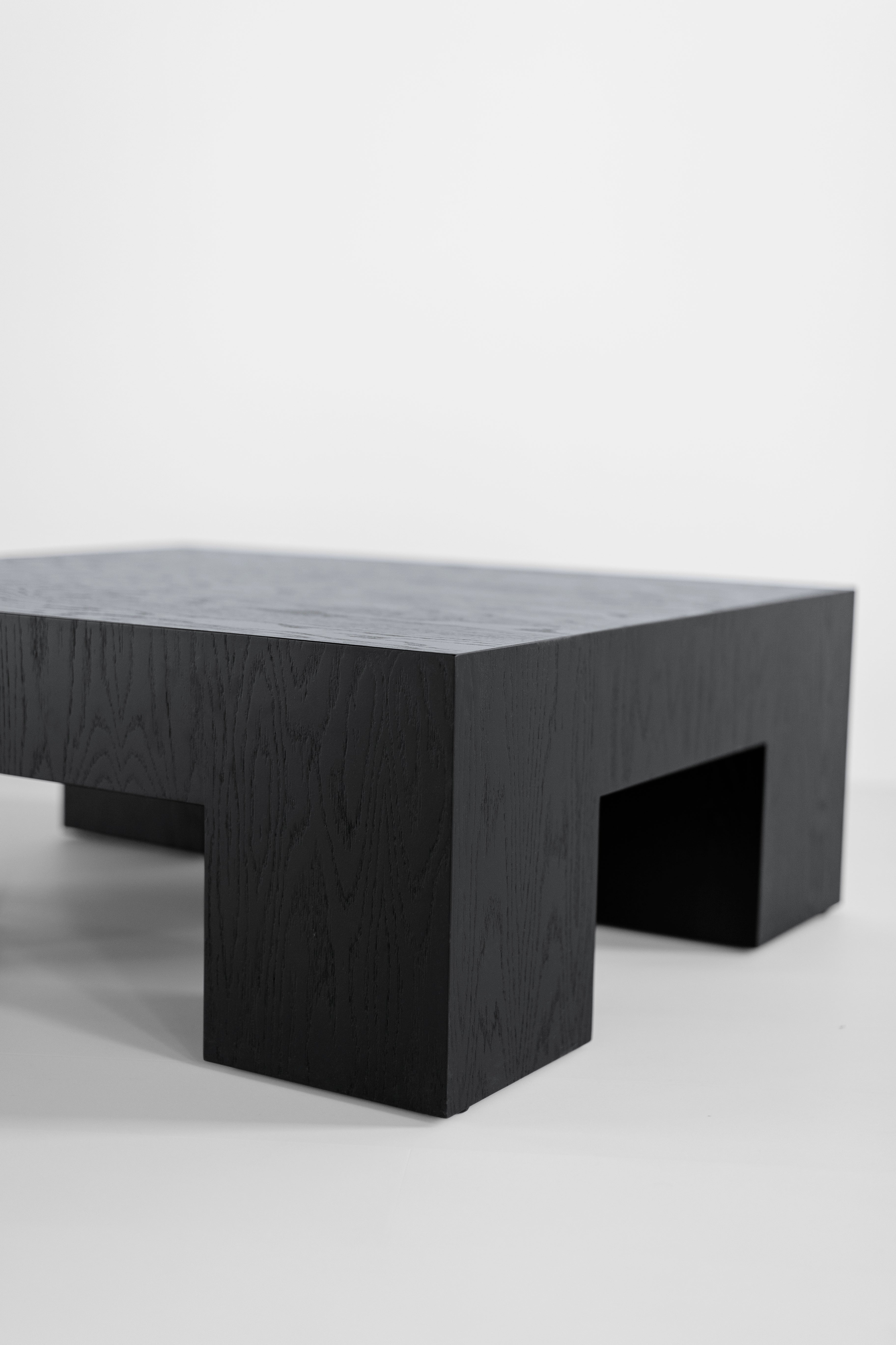 Black Modern Mondo Table - 1826