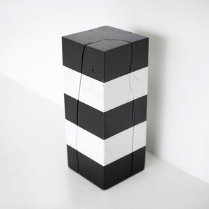 Black White Art Pedestal, Image 02