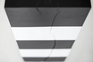 Black White Art Pedestal, Image 05