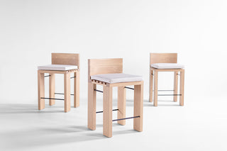 Bleached-Oak-Counter-Stools-Chile-01