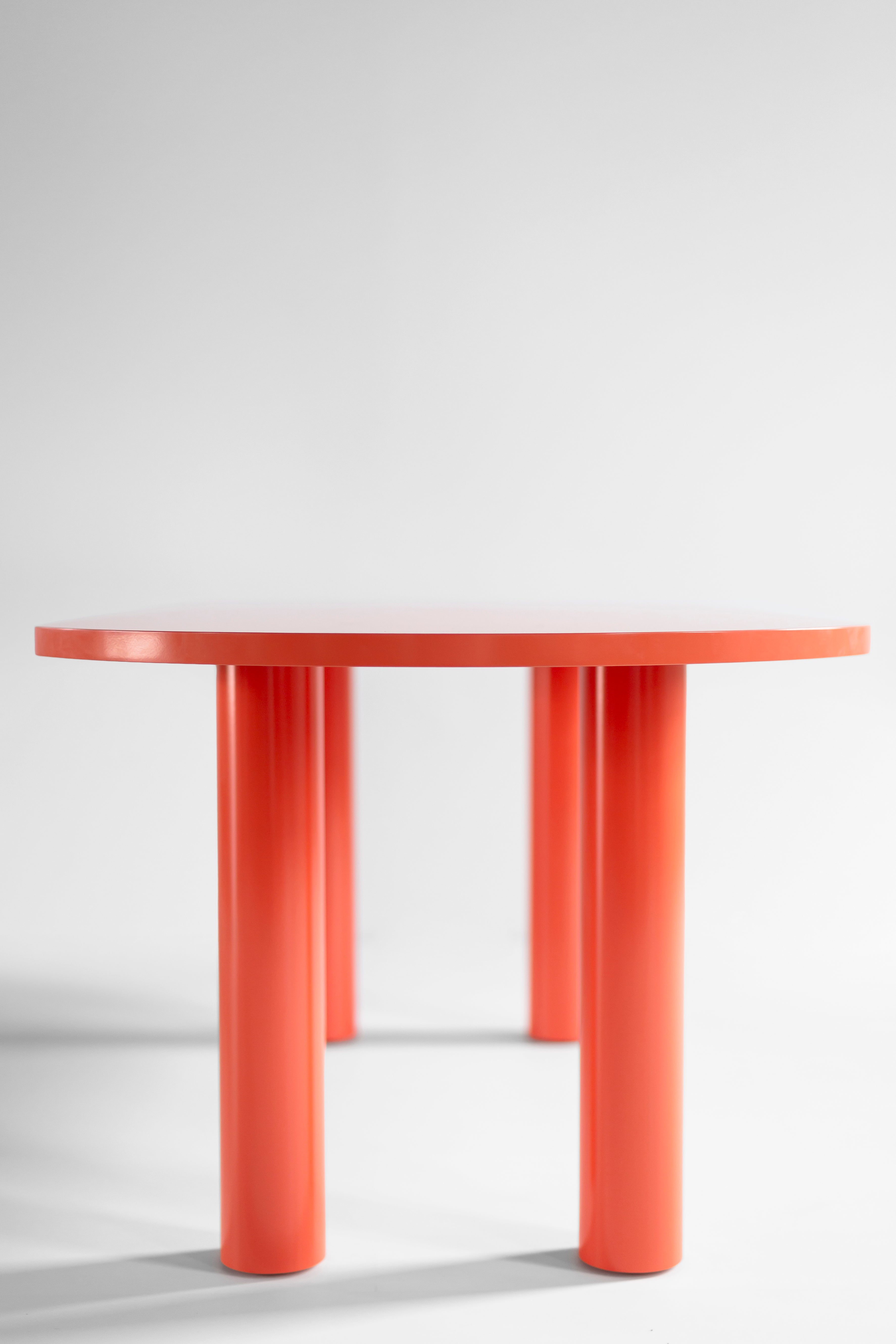 Cava Dining Table in Bright Coral Lacquer - 3526