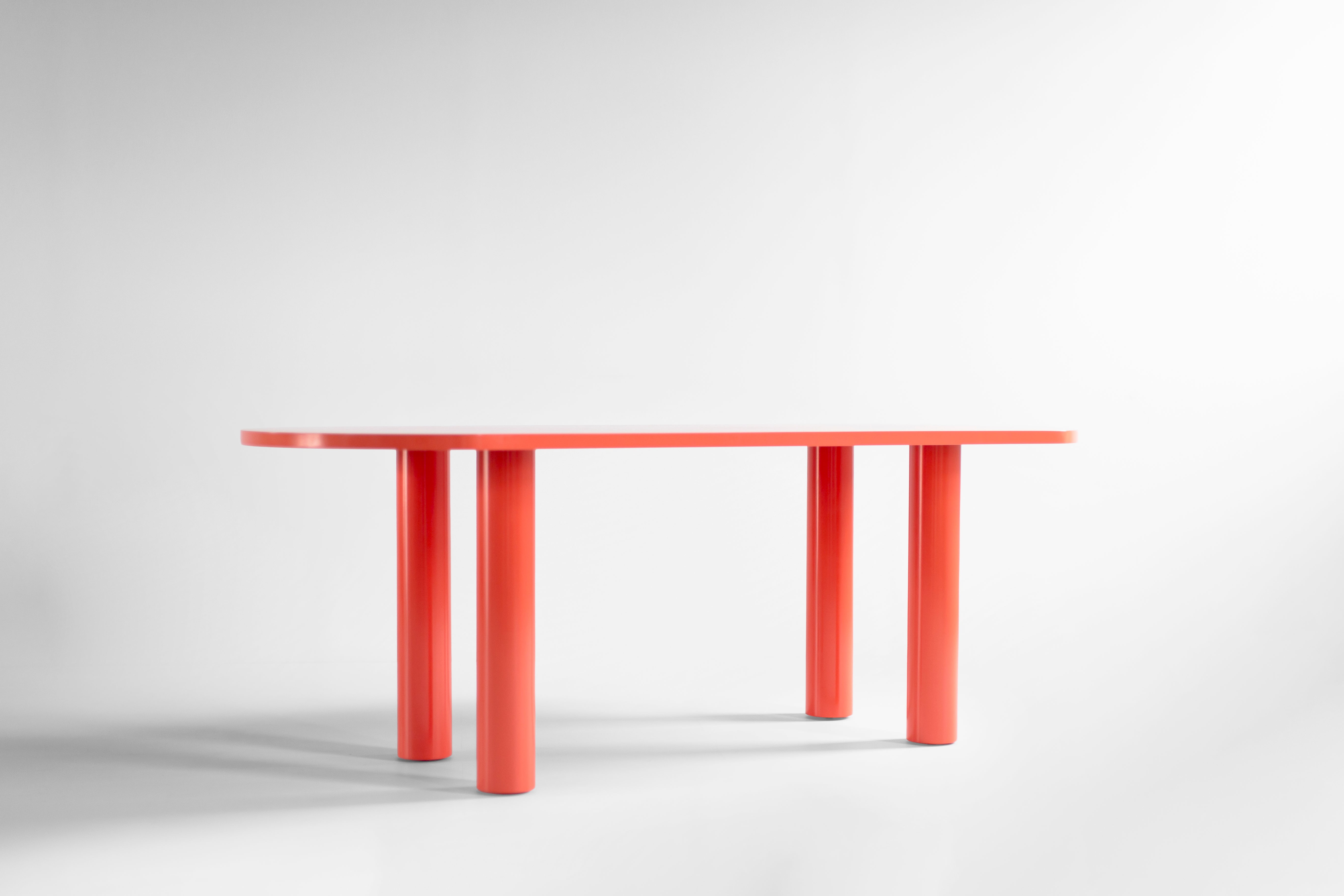 Cava Dining Table in Bright Coral Lacquer - 3526
