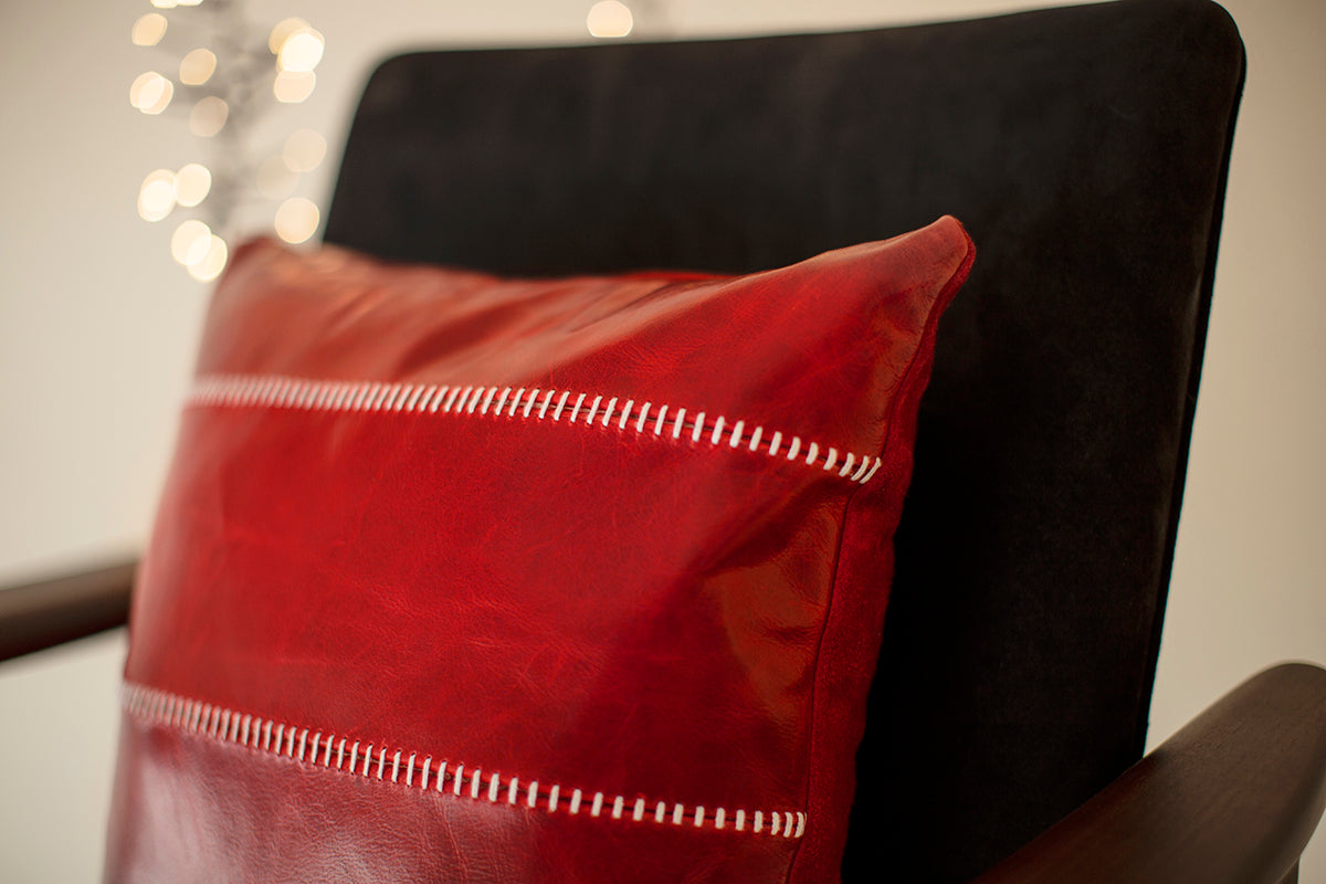 Christmas Throw Pillow in Leather for Bertu Home- 0425