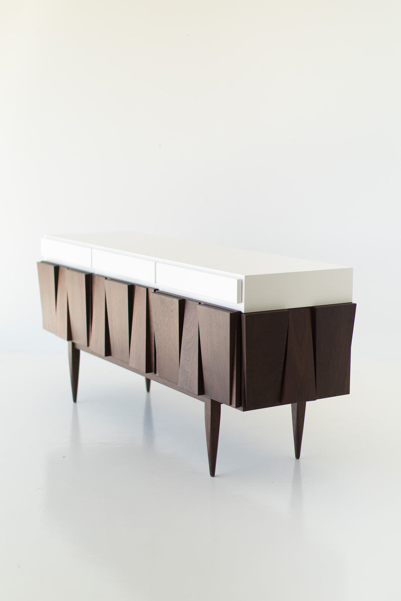 Detail of the solid walnut grain on the modern 3-bay Eiger luxury credenza by Craft Associates®