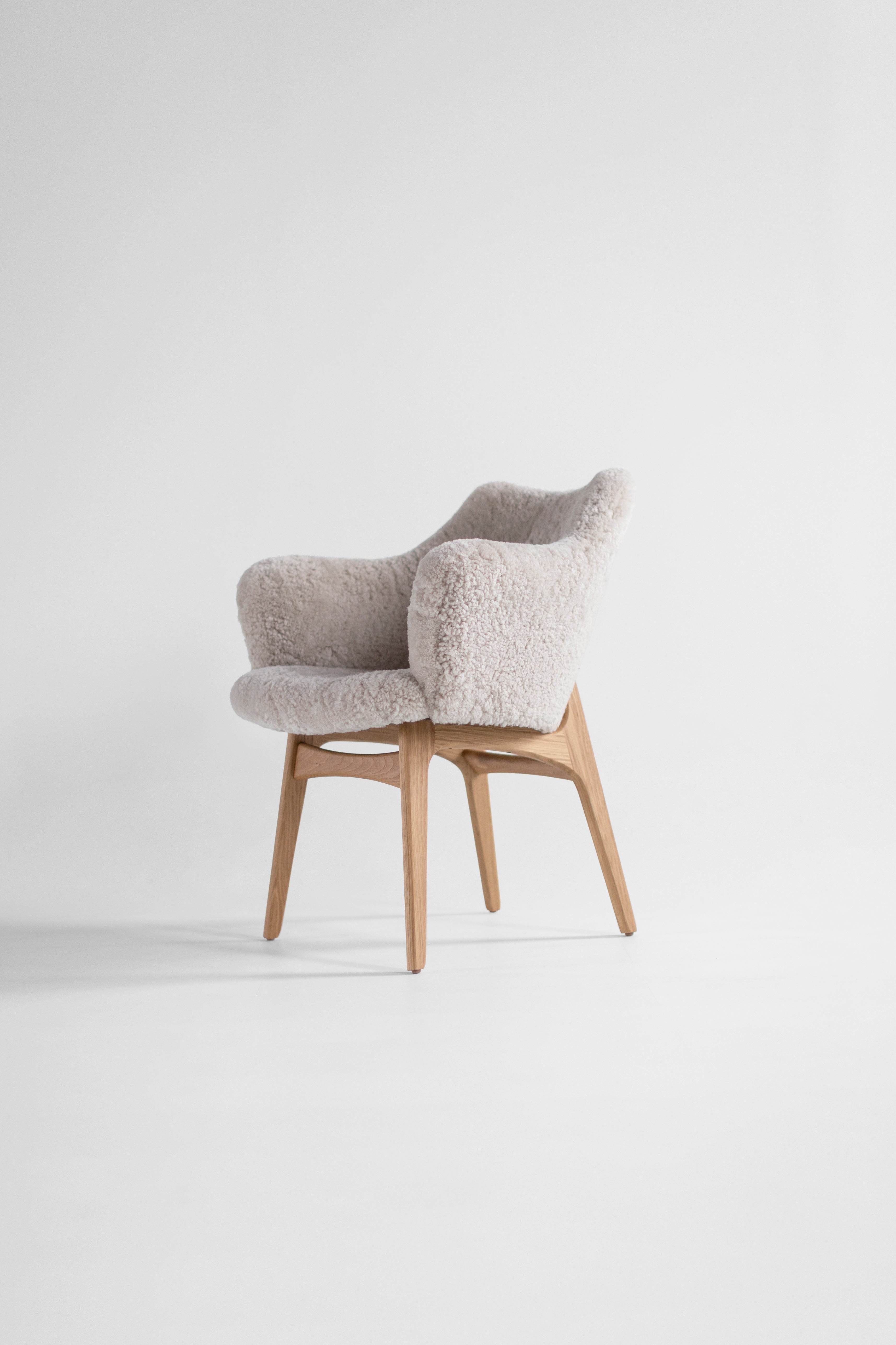 Executive Dining Chair In Fur - 2501