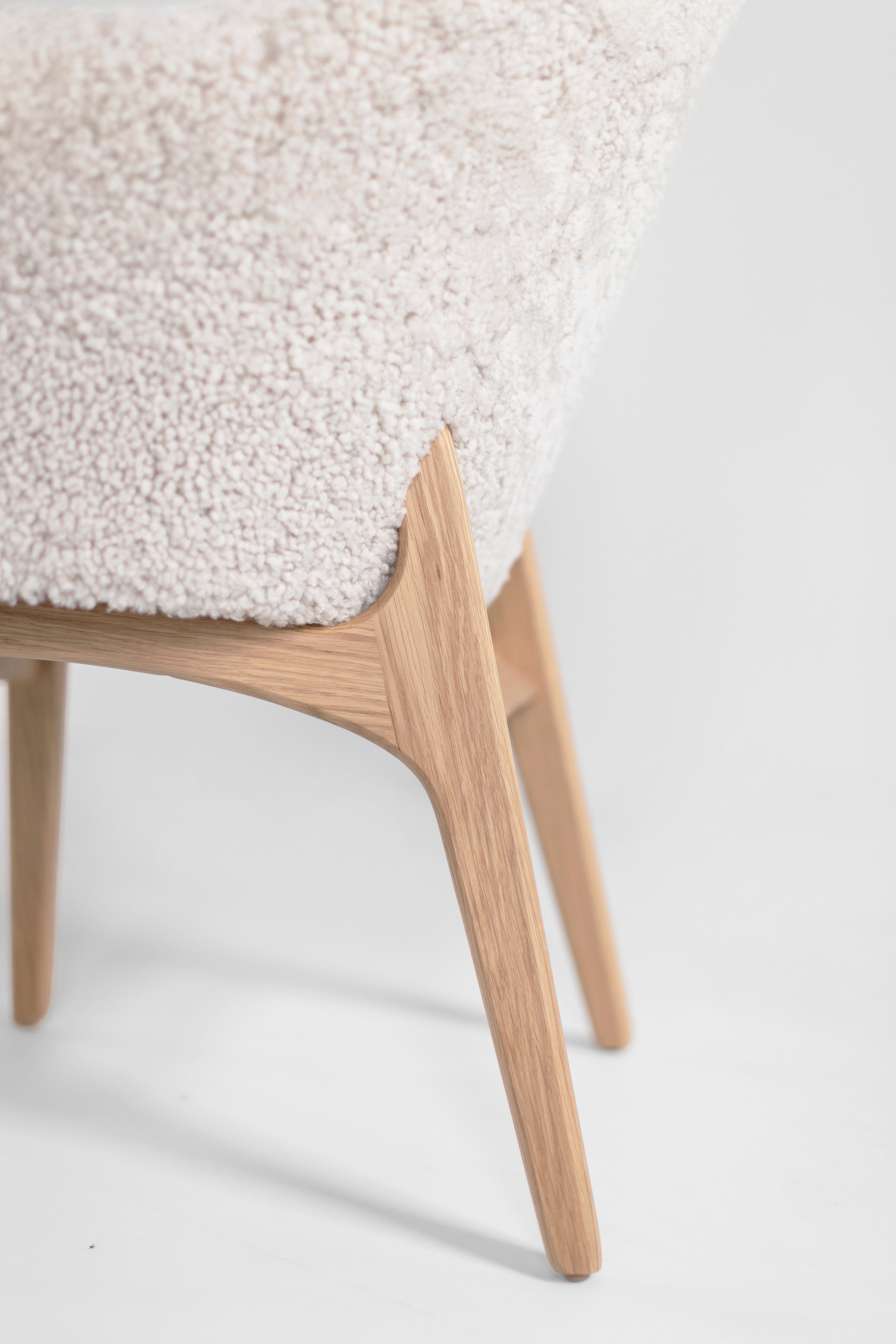 Executive Dining Chair In Fur - 2501