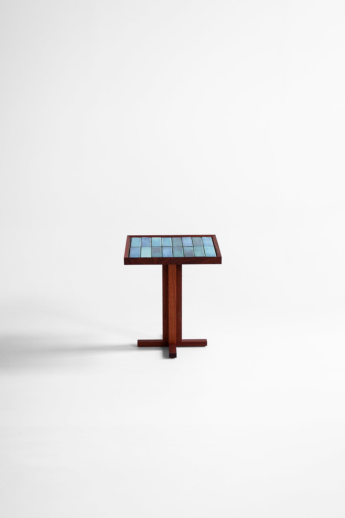 Indoor/Outdoor Side Table - 5926