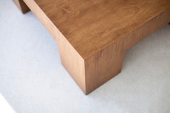 Detail of the matte caramel finish on the table top