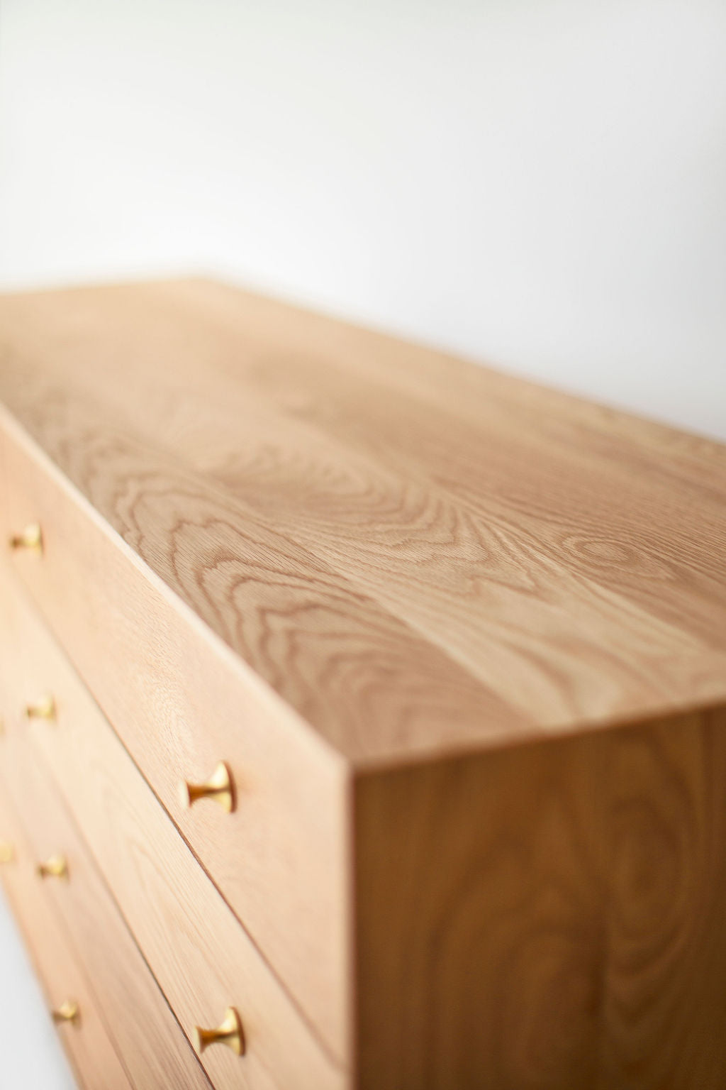 Lawrence Peabody Oak 8 Drawer Dresser
