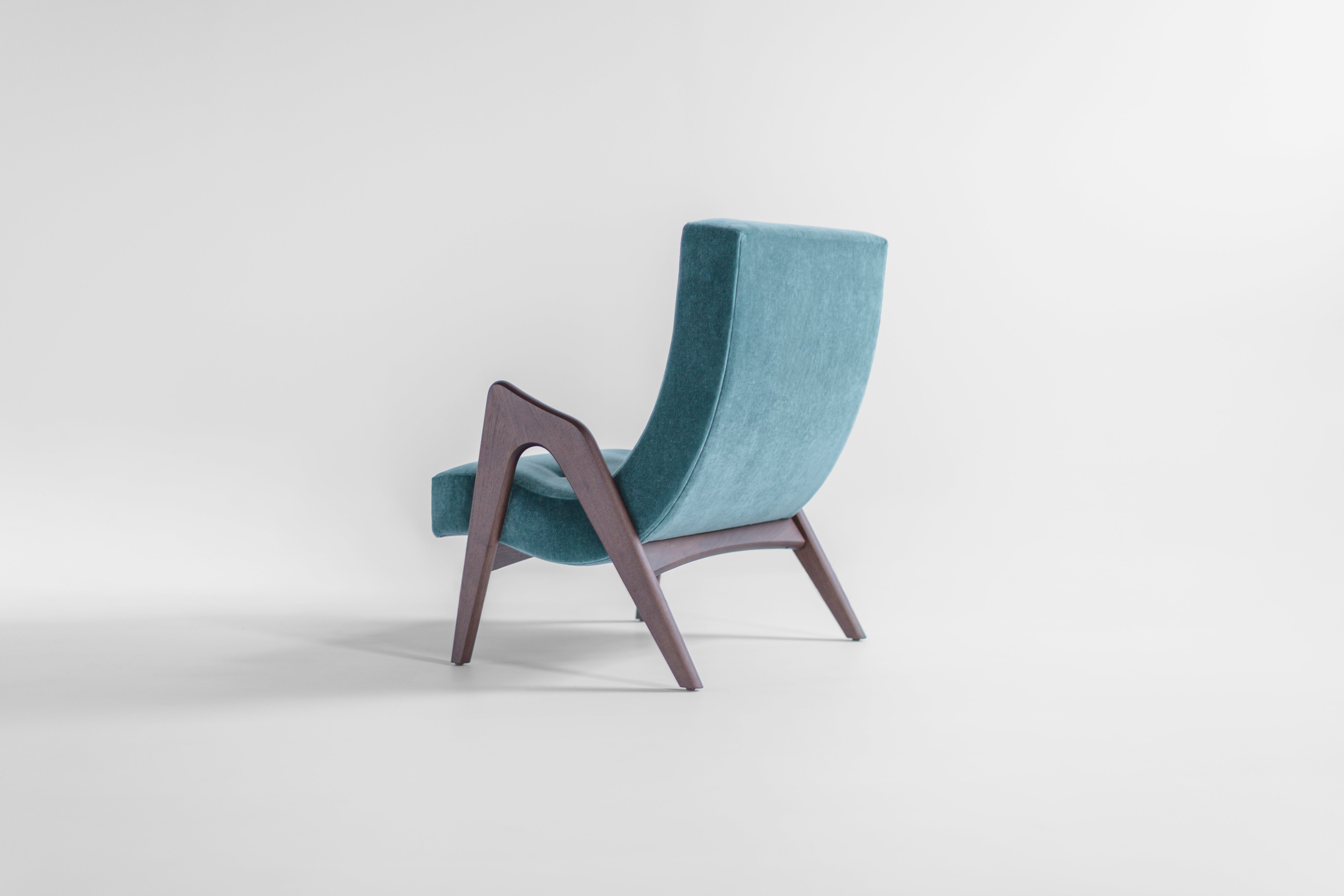 Modern Scoop Lounge Chair - 2505