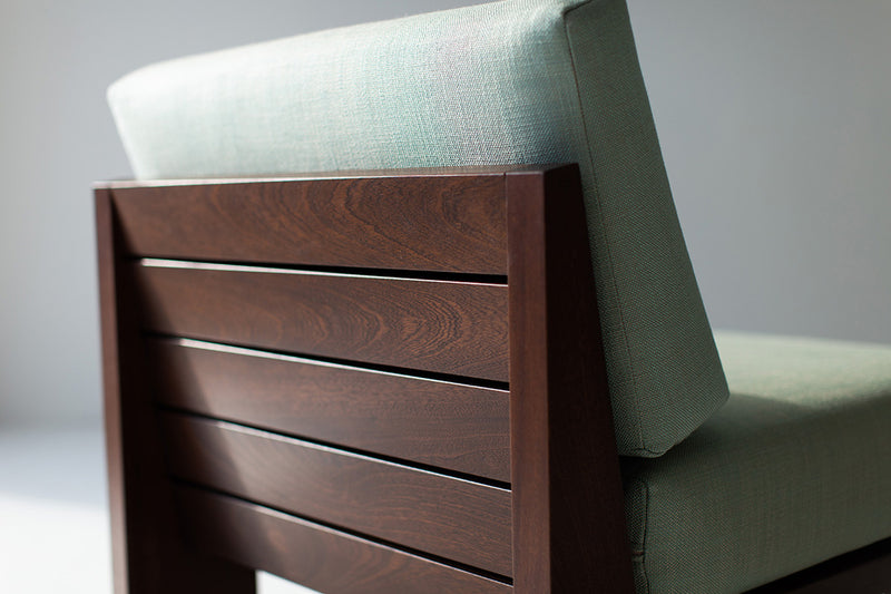 Side profile of the Chile chair
