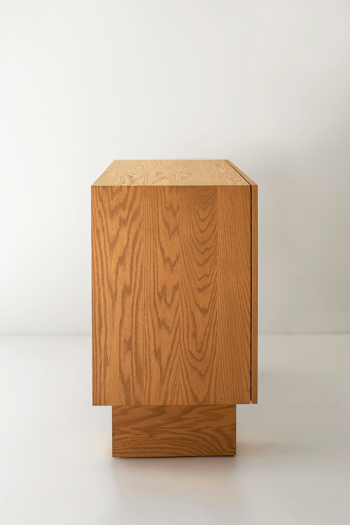 Oak Suelo® Buffet - 5225