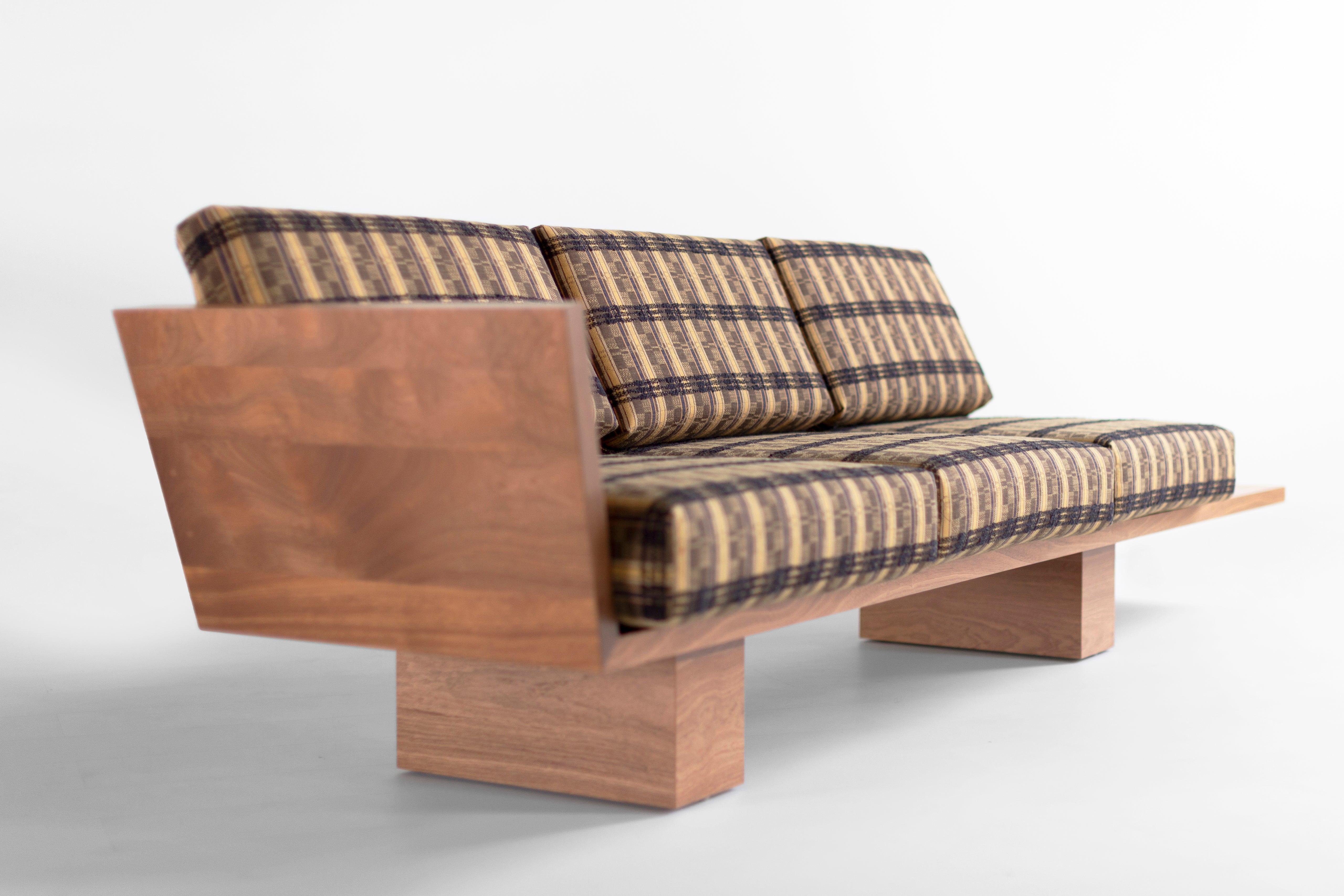 Outdoor Suelo® Sofa with Side Table Extension - 3126