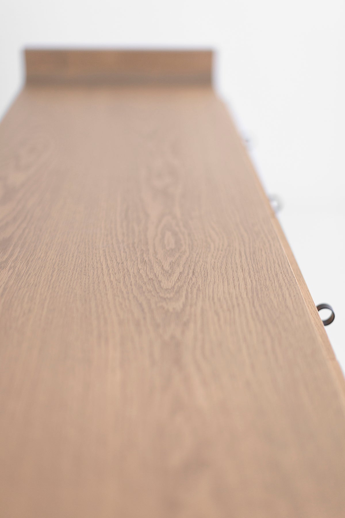 Parker Dresser in Weathered Oak - 4526