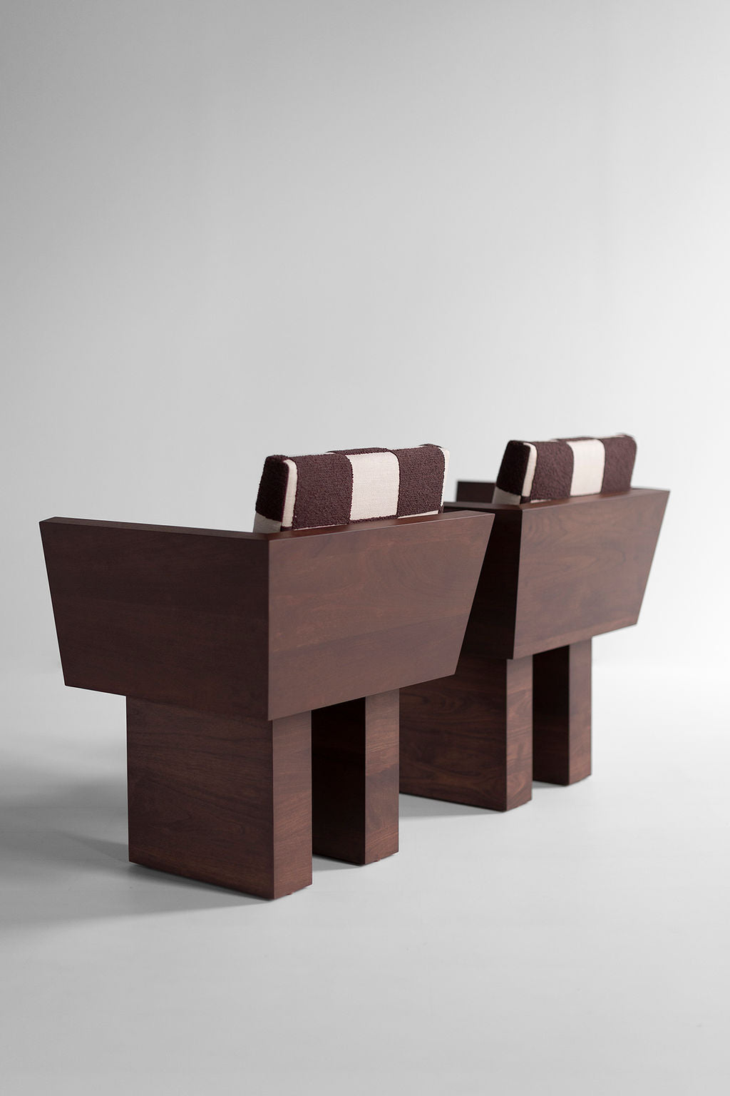 Suelo® Dining Arm Chair in Walnut - 6226