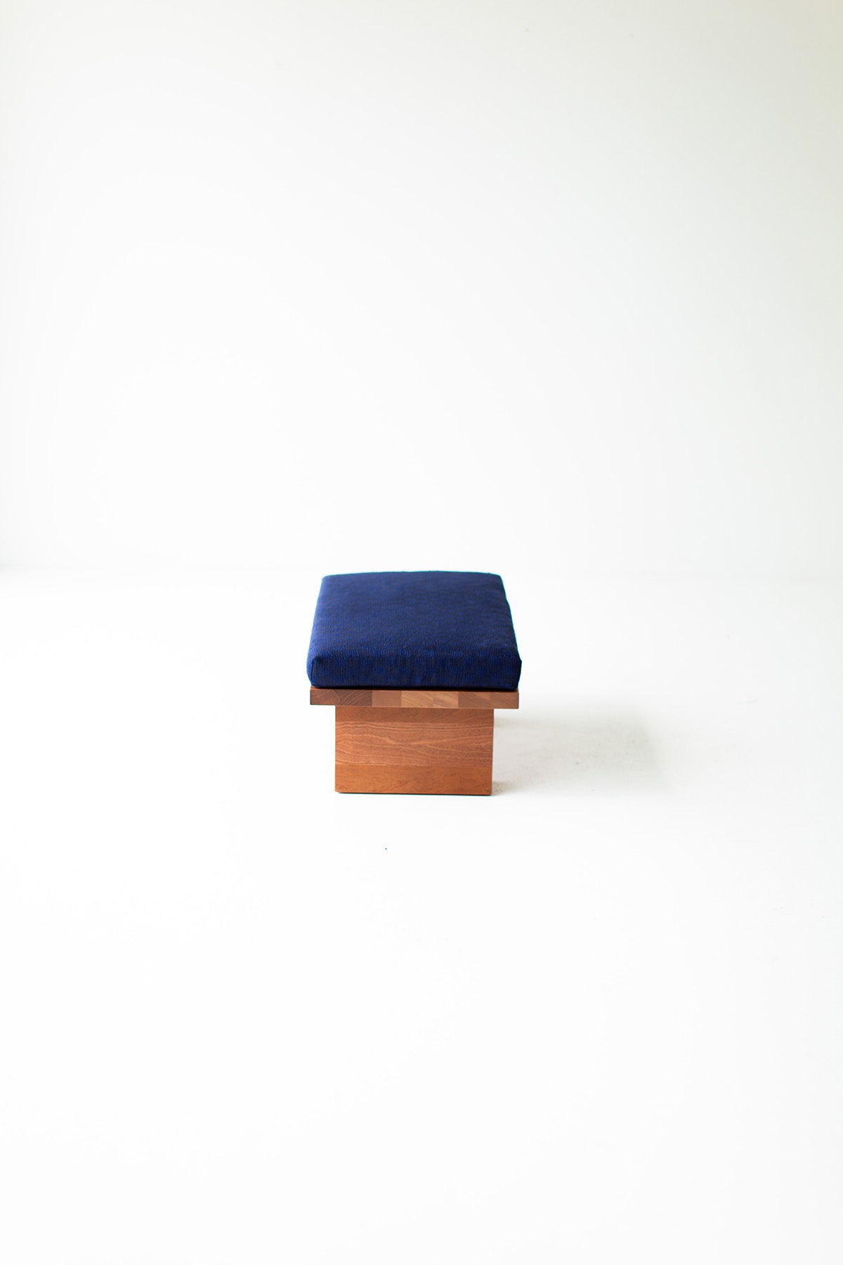 Suelo-Modern-Outdoor-Ottoman-Upholstered-Bertu-Home-5623-08
