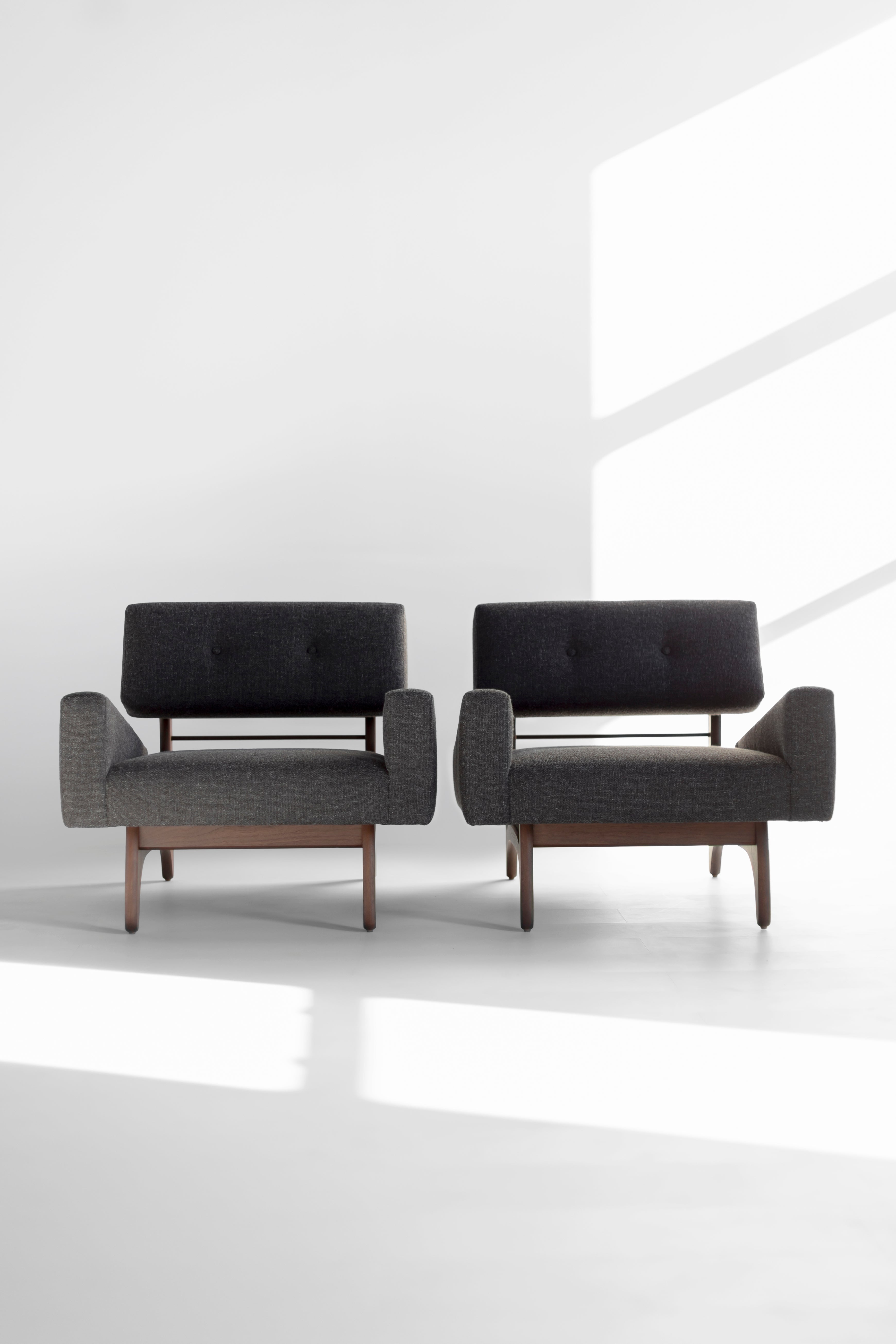 Vancouver Modern Lounge Chair - 2325