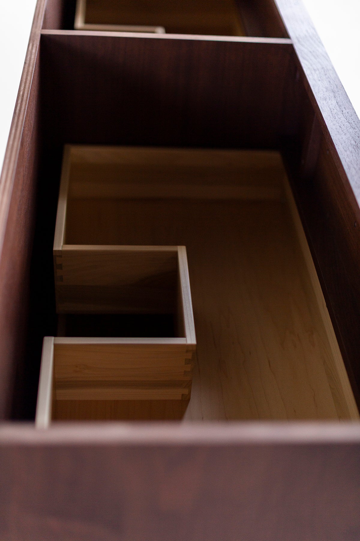Walnut 6-Drawer Vanity - 4826