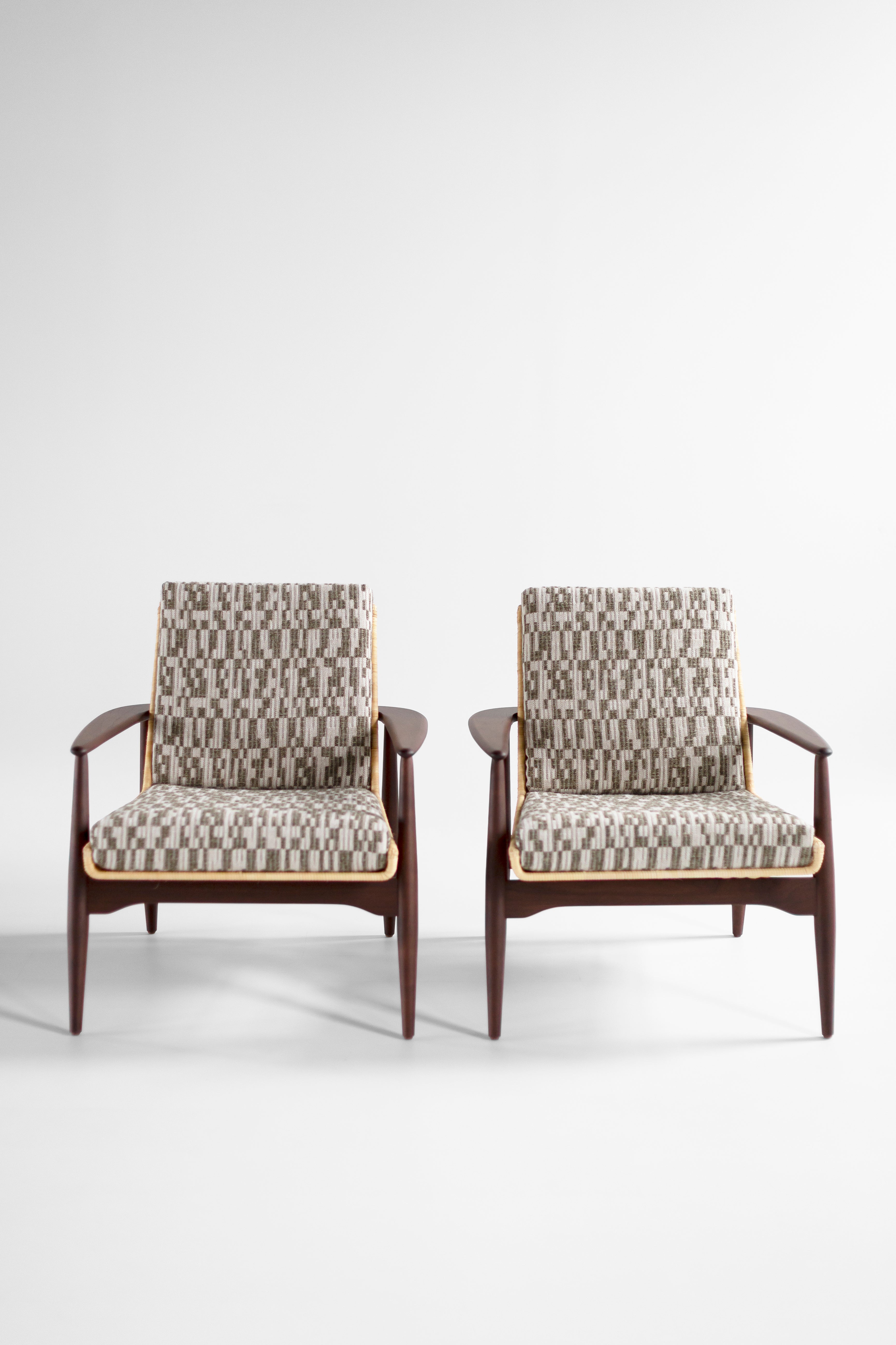 Peabody Modern Wicker Lounge Chairs - 1806P