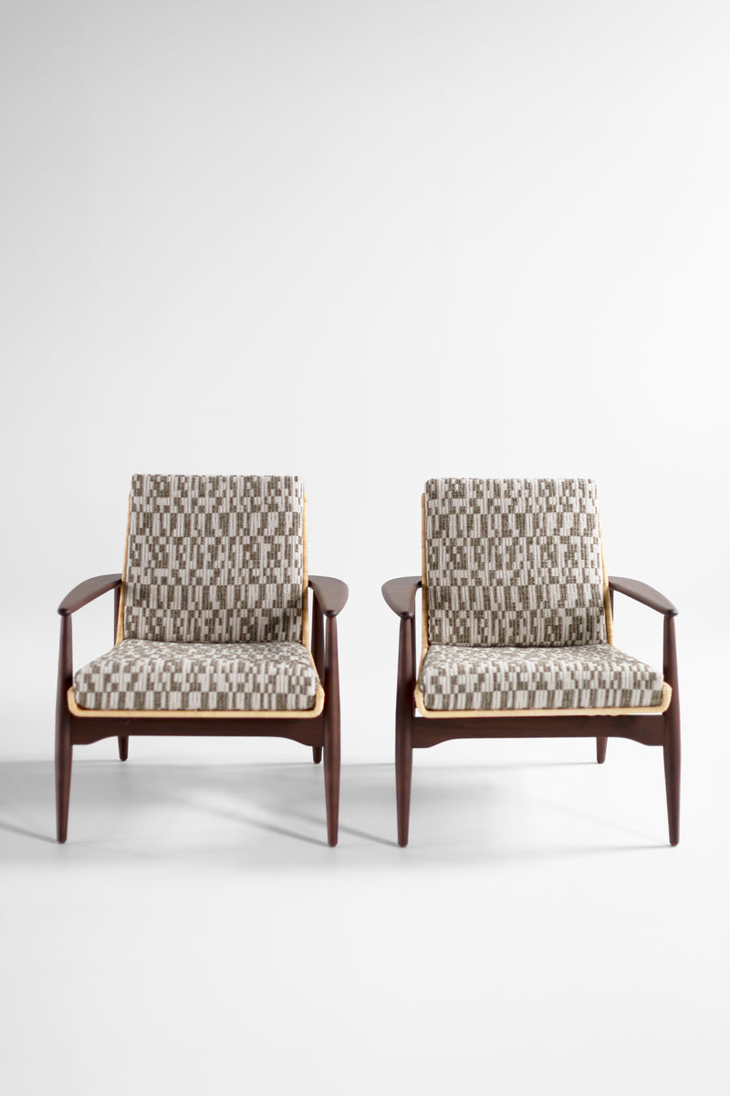 Lawrence Peabody 1806P wicker lounge chairs in walnut normal, pair shown front-on