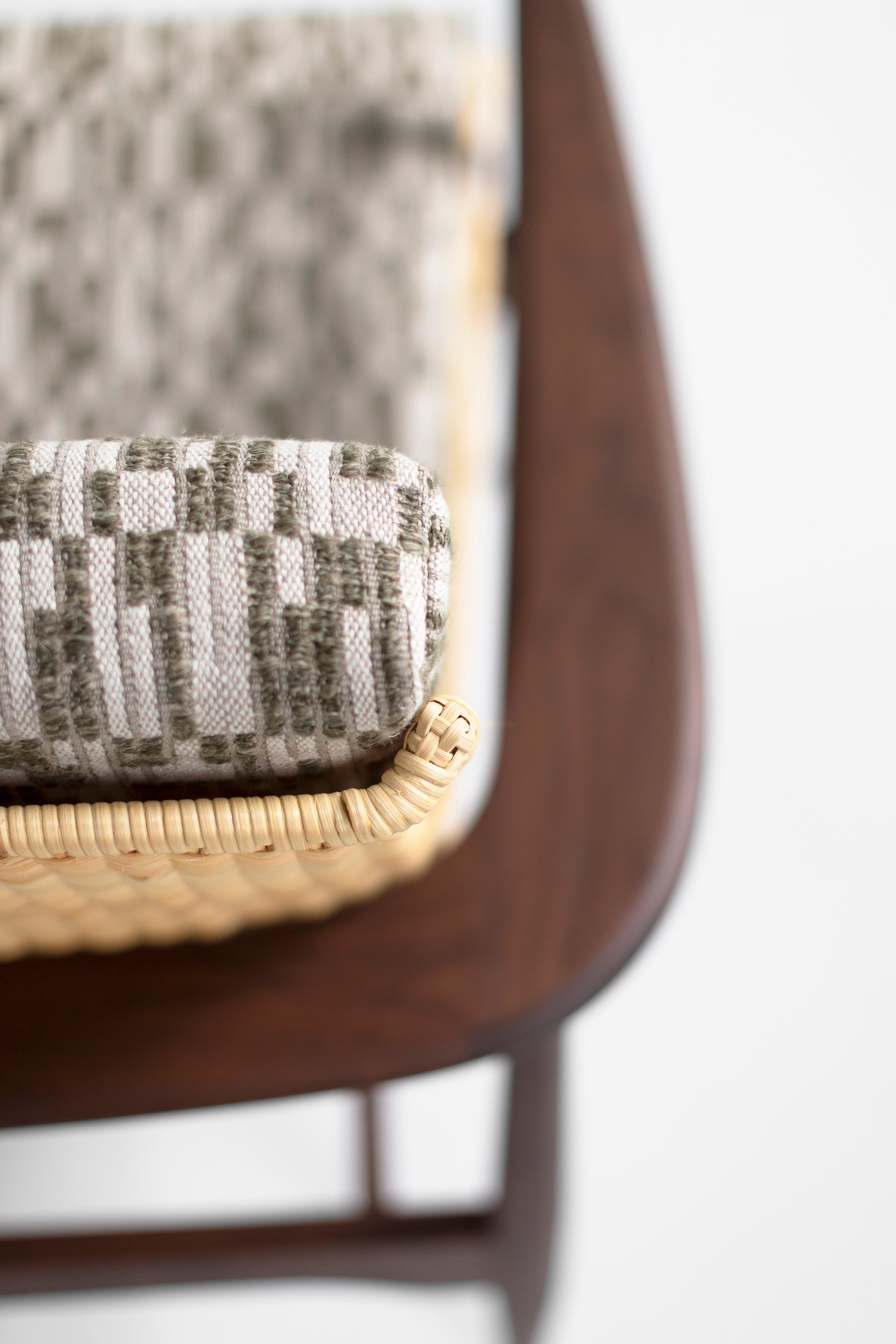 Peabody Modern Wicker Lounge Chairs - 1806P