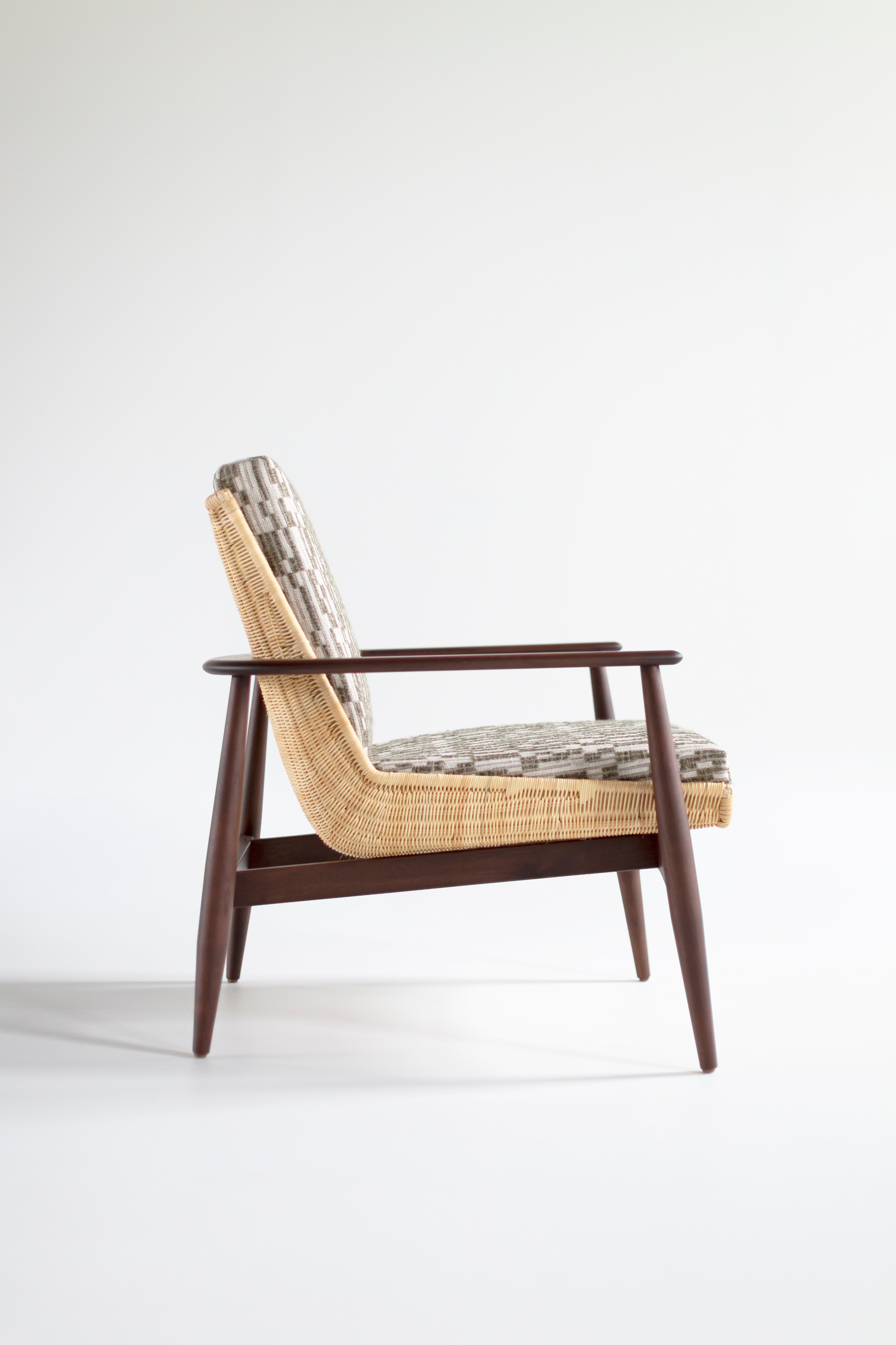 Peabody Modern Wicker Lounge Chairs - 1806P