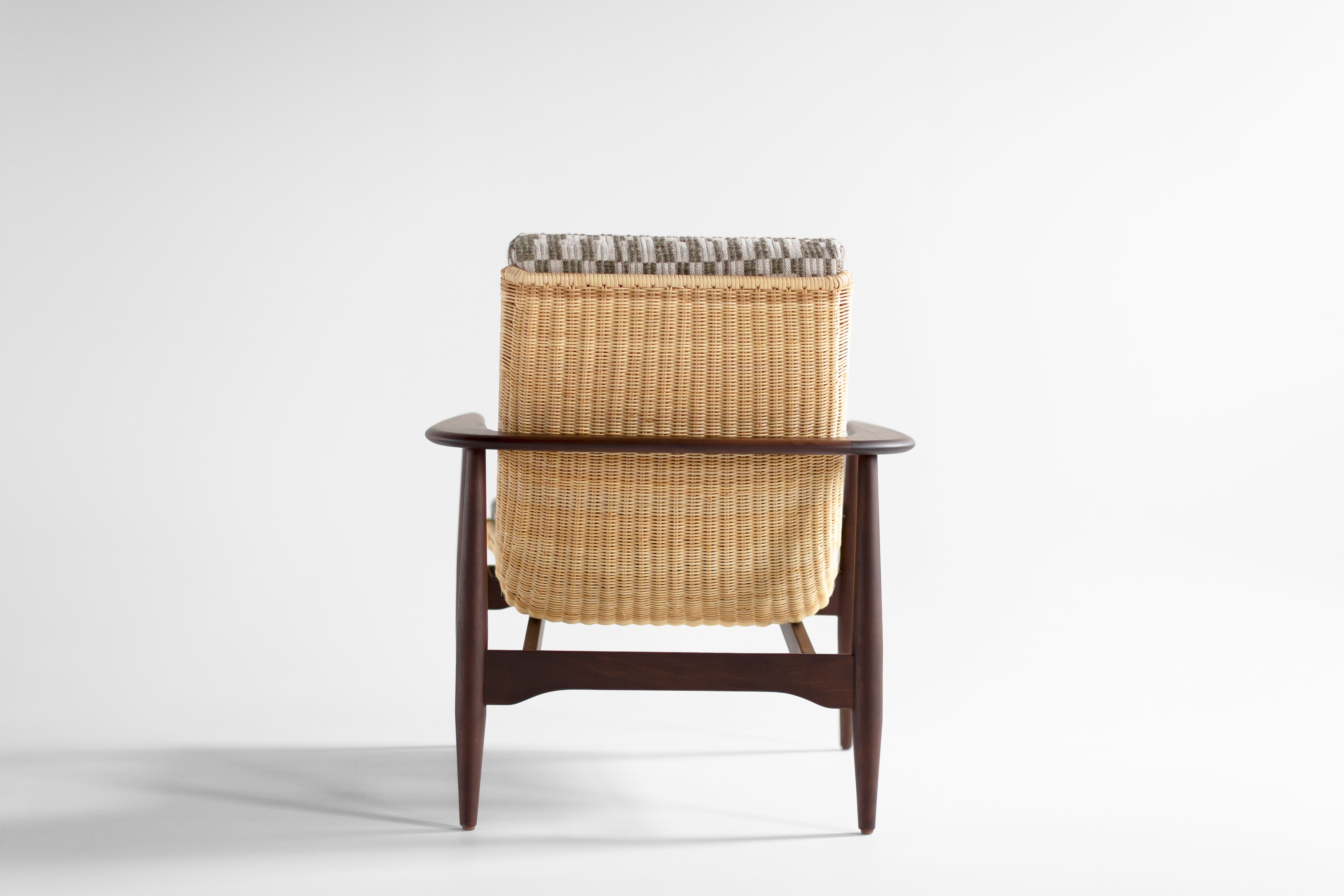 Peabody Modern Wicker Lounge Chairs - 1806P