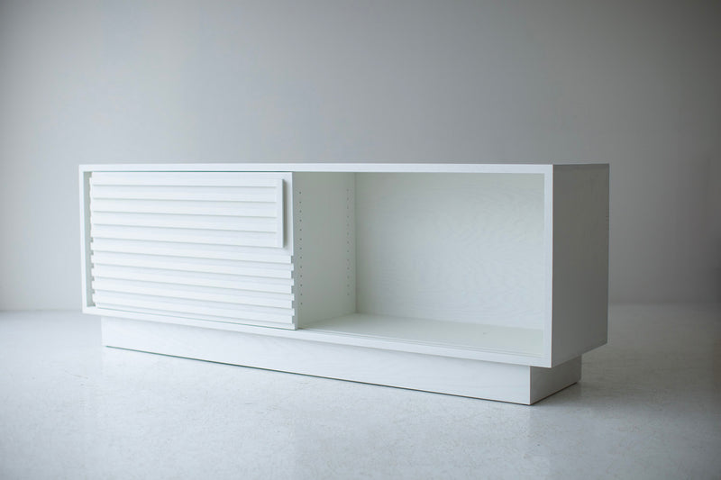 Interior with adjustable shelves