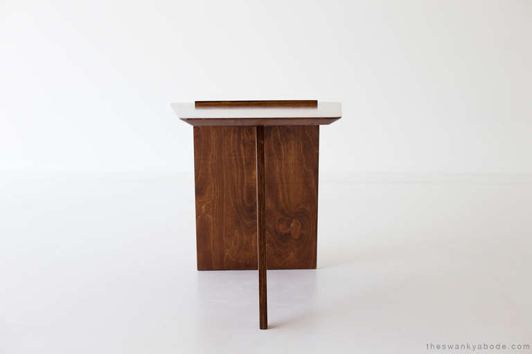 Jens-Risom-Magazine-Table-Jens-Risom-Inc-01191610-03
