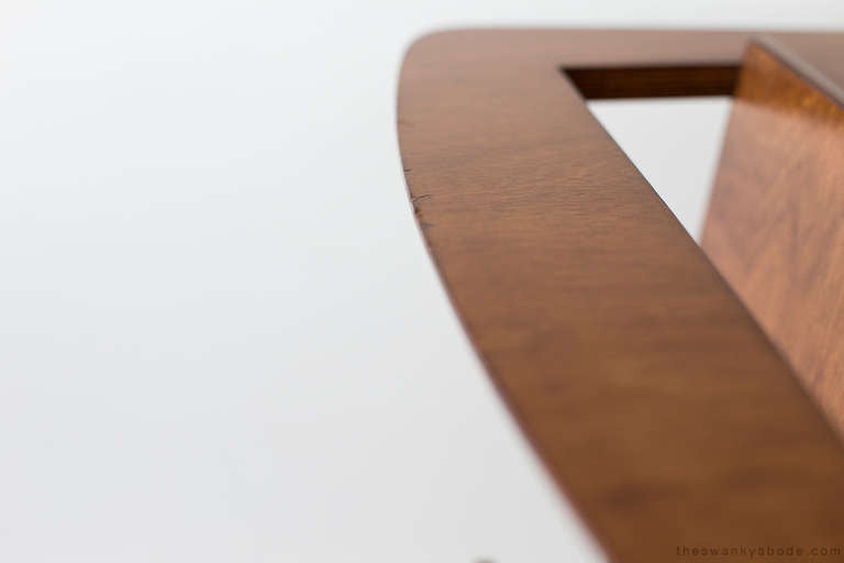 Jens-Risom-Magazine-Table-Jens-Risom-Inc-01191610-04