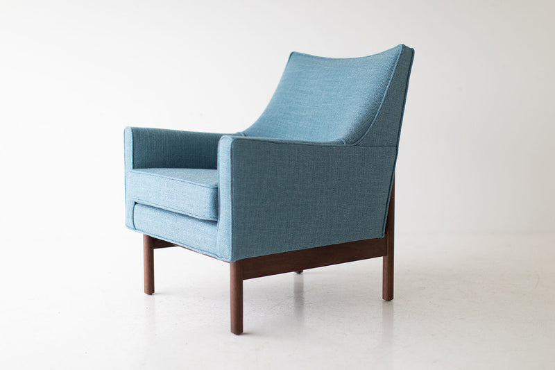 Modern luxury walnut lounge chair, the Peabody bracket back, front view