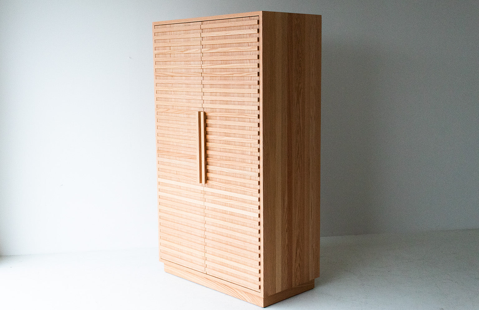 Modern-Oak-Cabinet-Cicely-Collection-04
