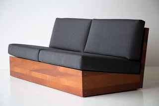 Modern-Outdoor-Loveseat-01